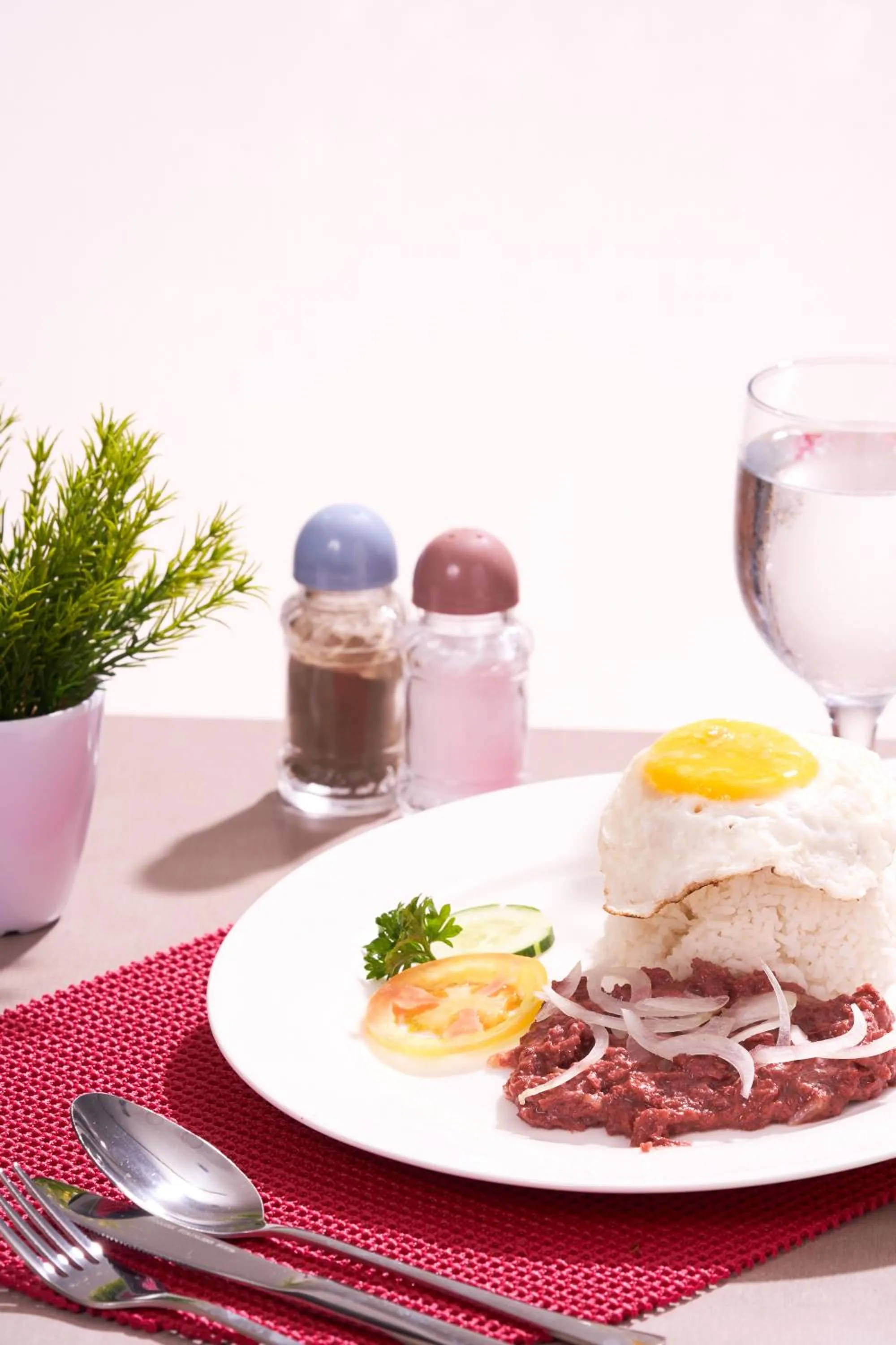 Food in Griffin Hotel and Suites