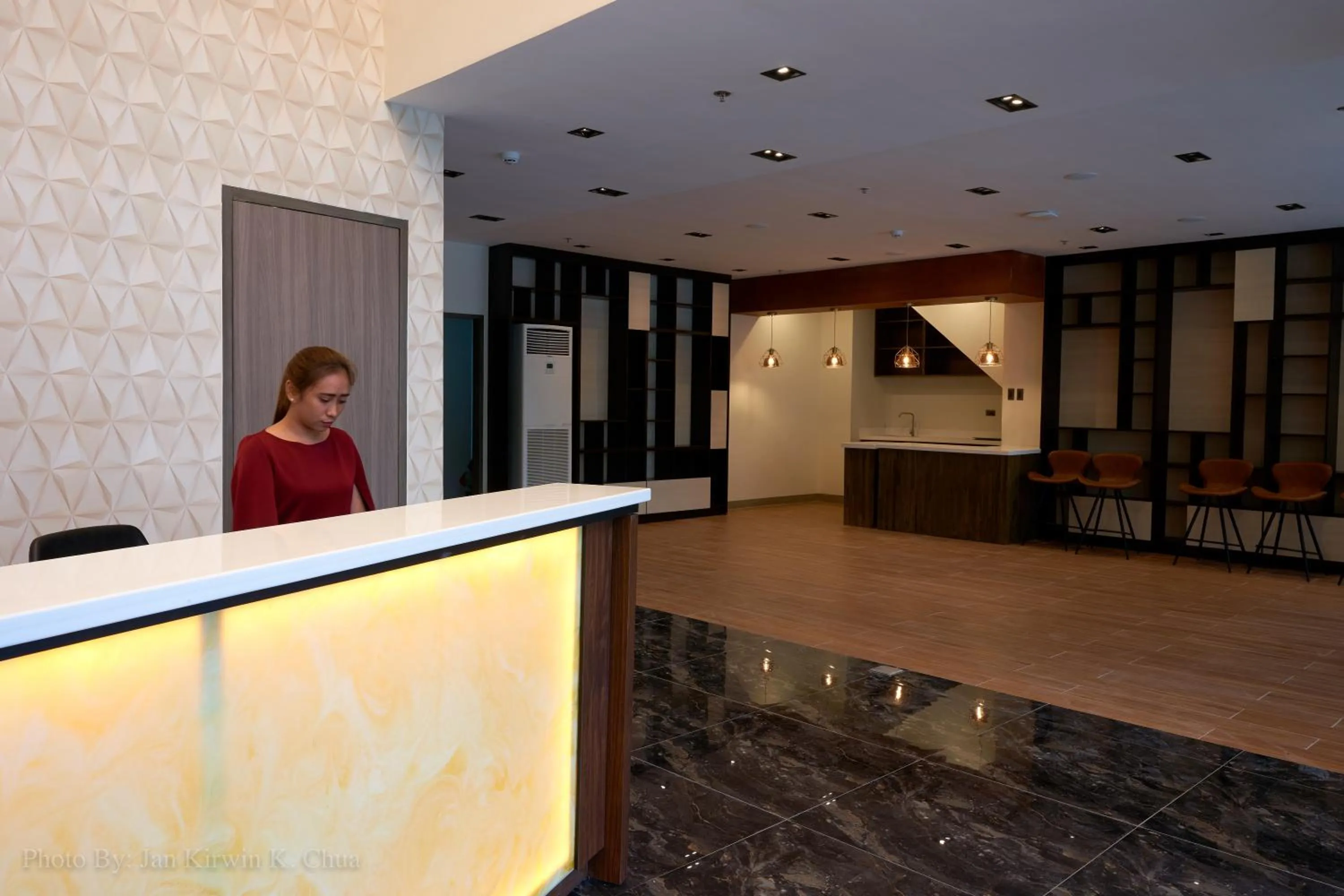 Staff in Griffin Hotel and Suites