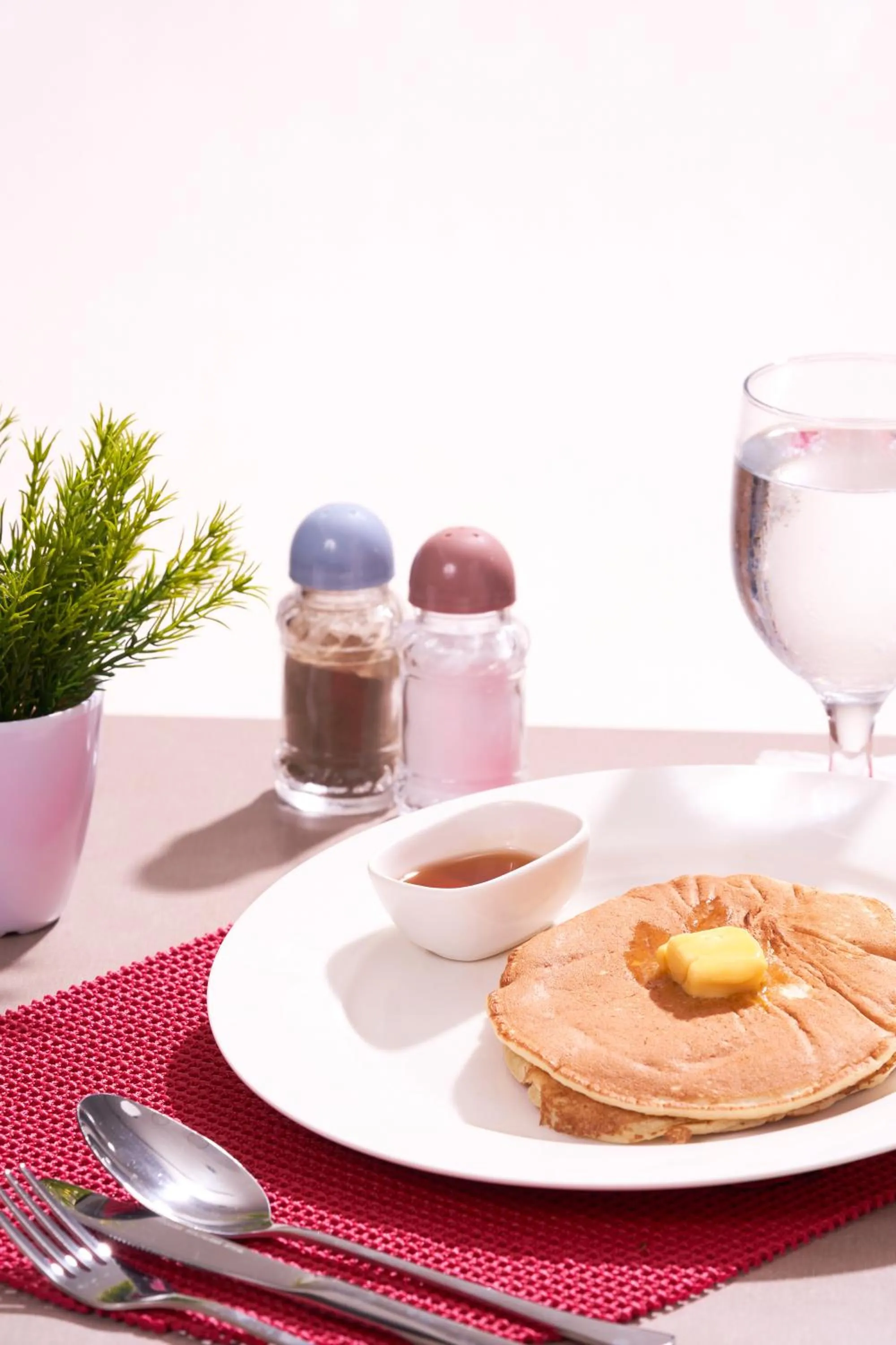 Food in Griffin Hotel and Suites