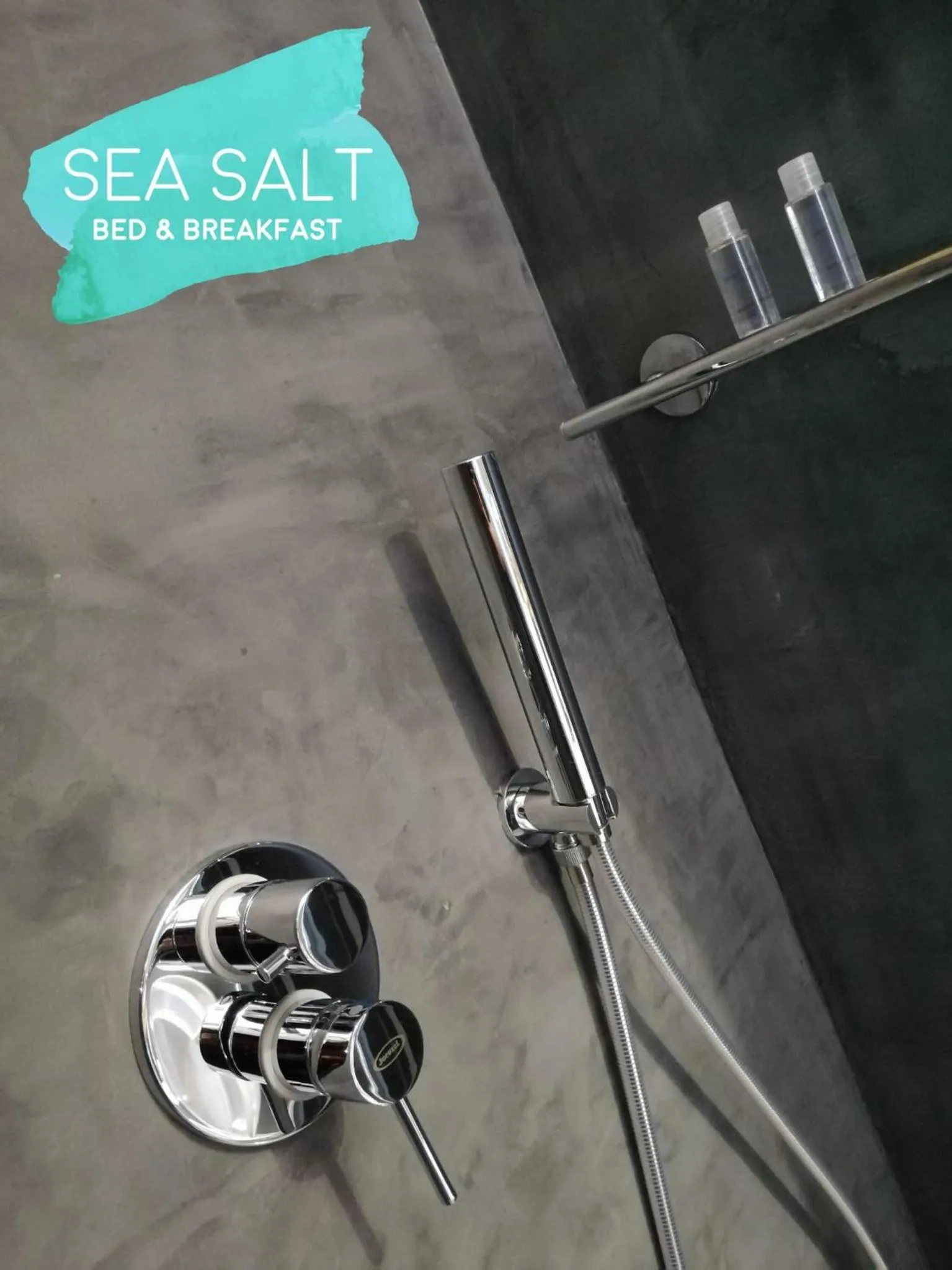 Shower in B&B Sea Salt