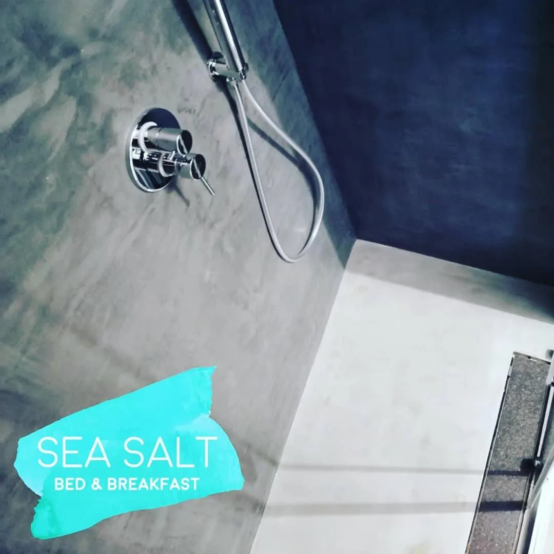 Shower in B&B Sea Salt