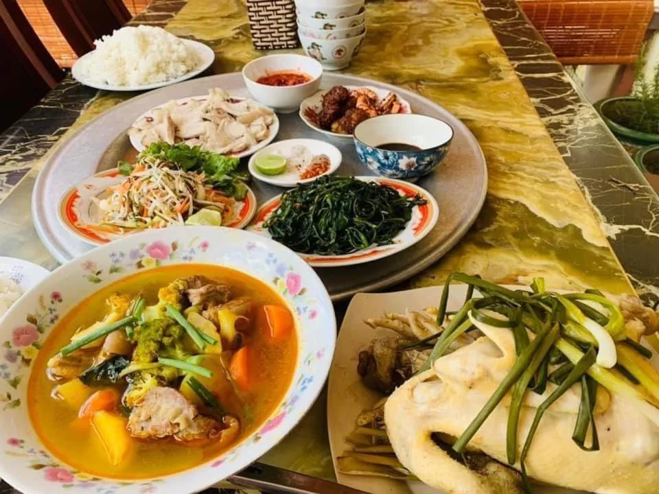 Food and drinks in Hue Lotus Homestay