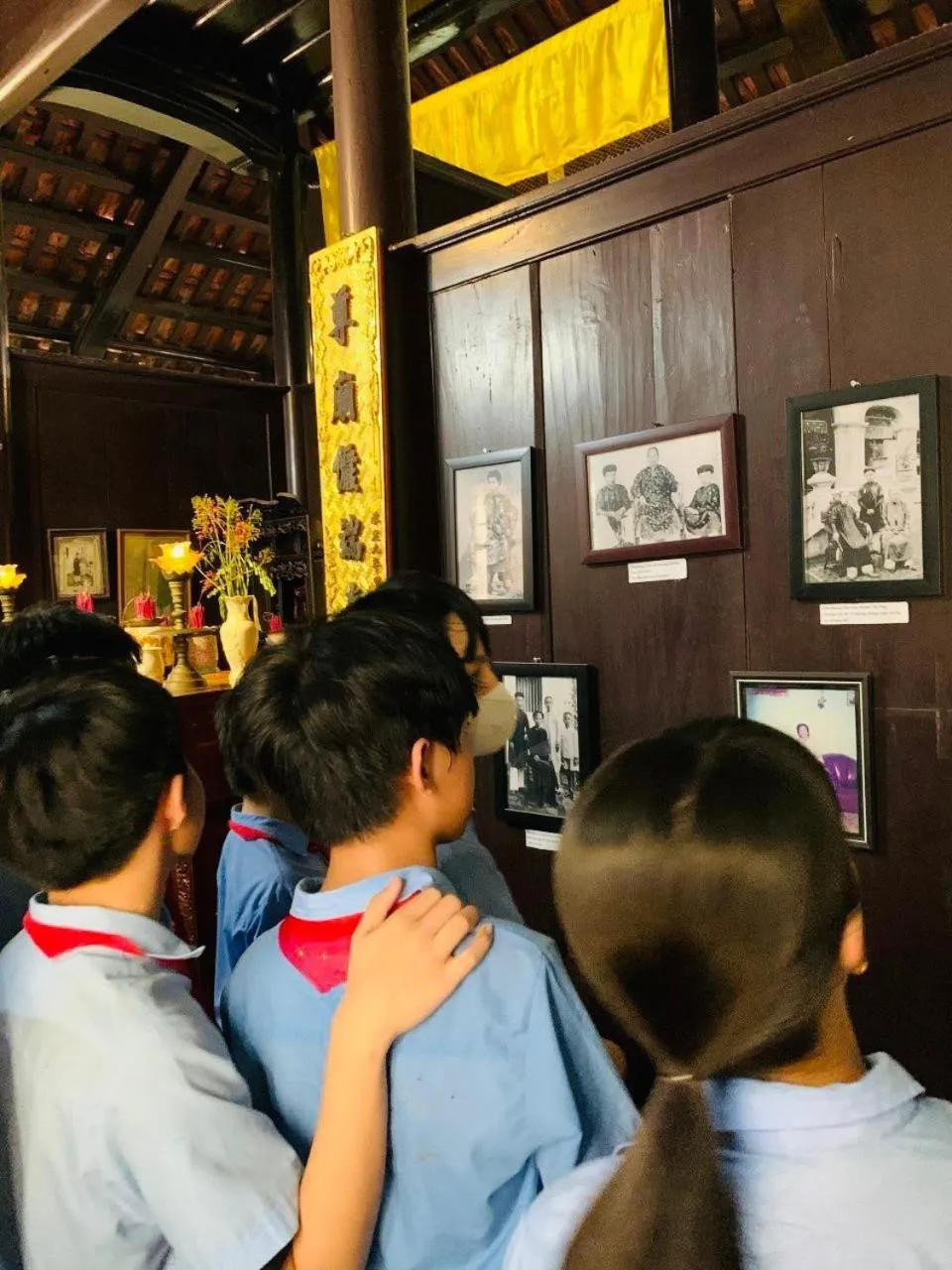 group of guests in Hue Lotus Homestay