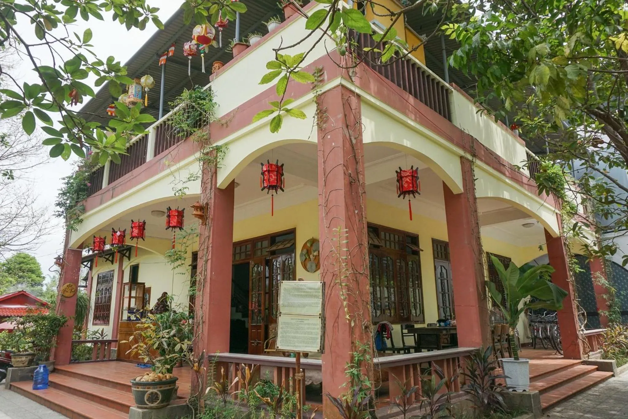Property building in Hue Lotus Homestay