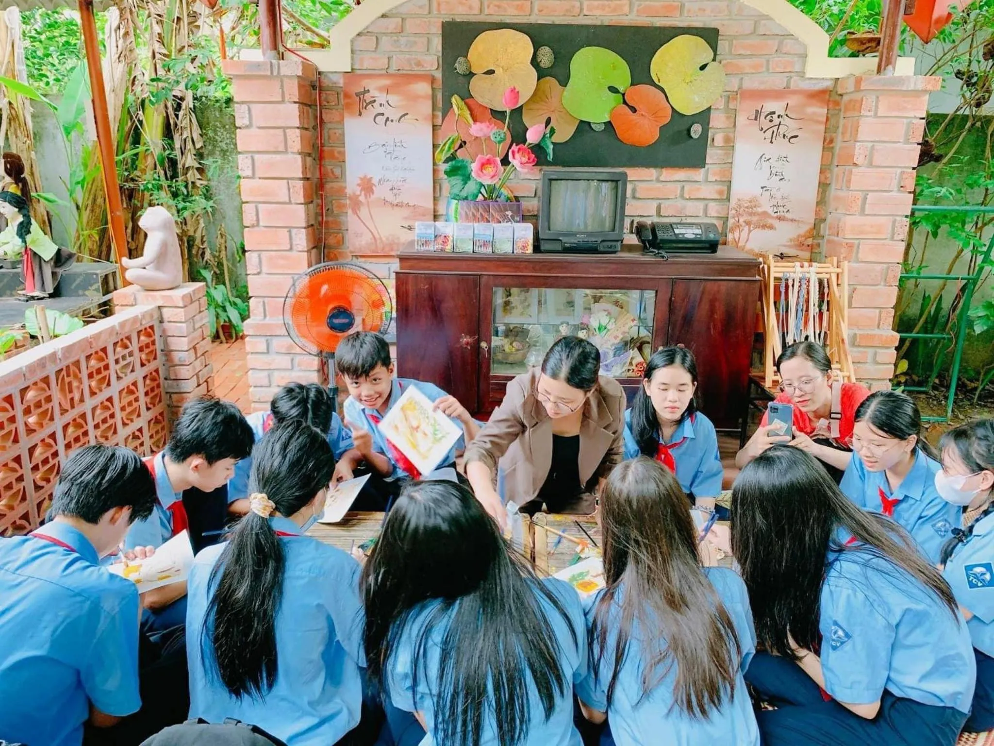 children in Hue Lotus Homestay