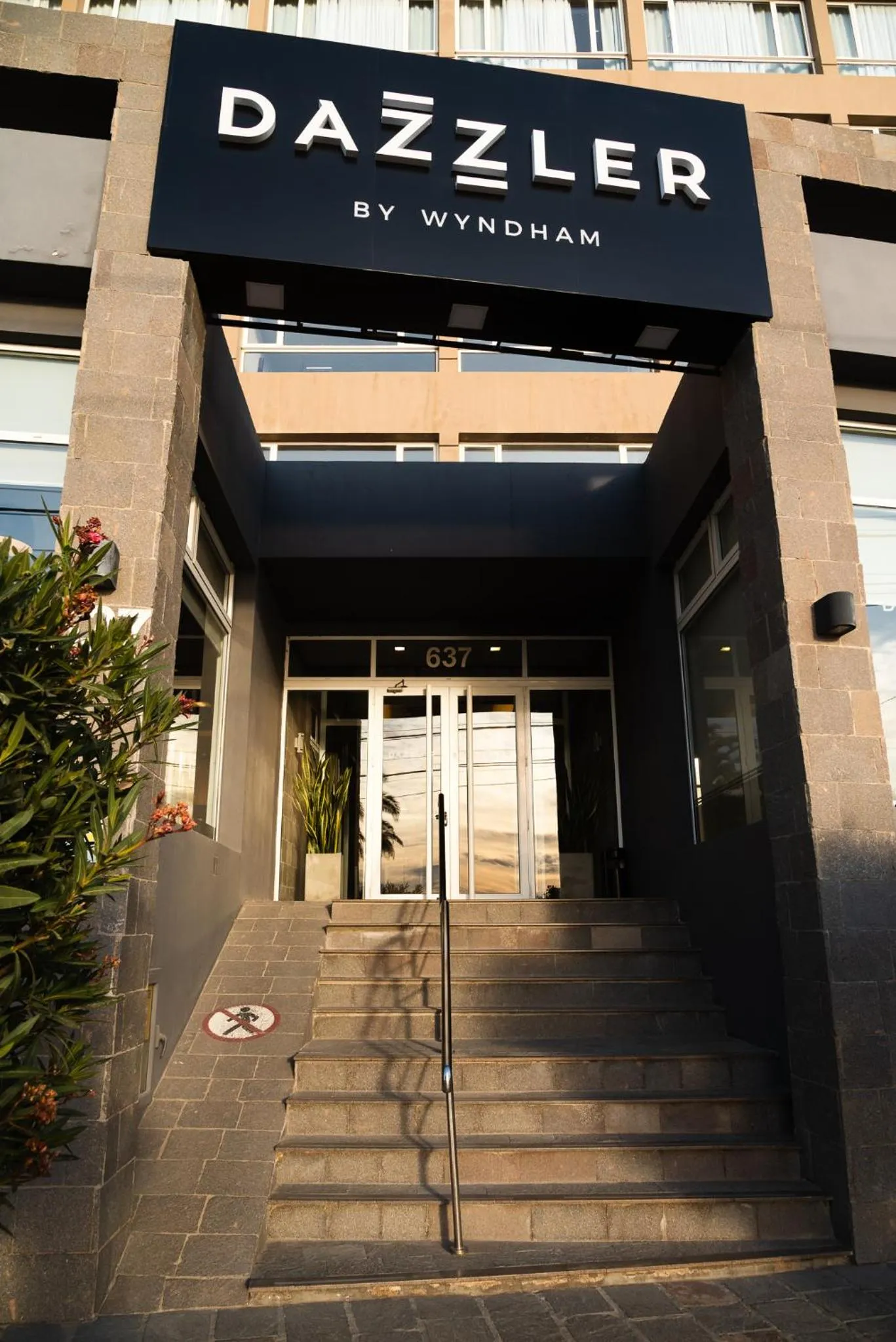 Facade/entrance in Dazzler by Wyndham Puerto Madryn