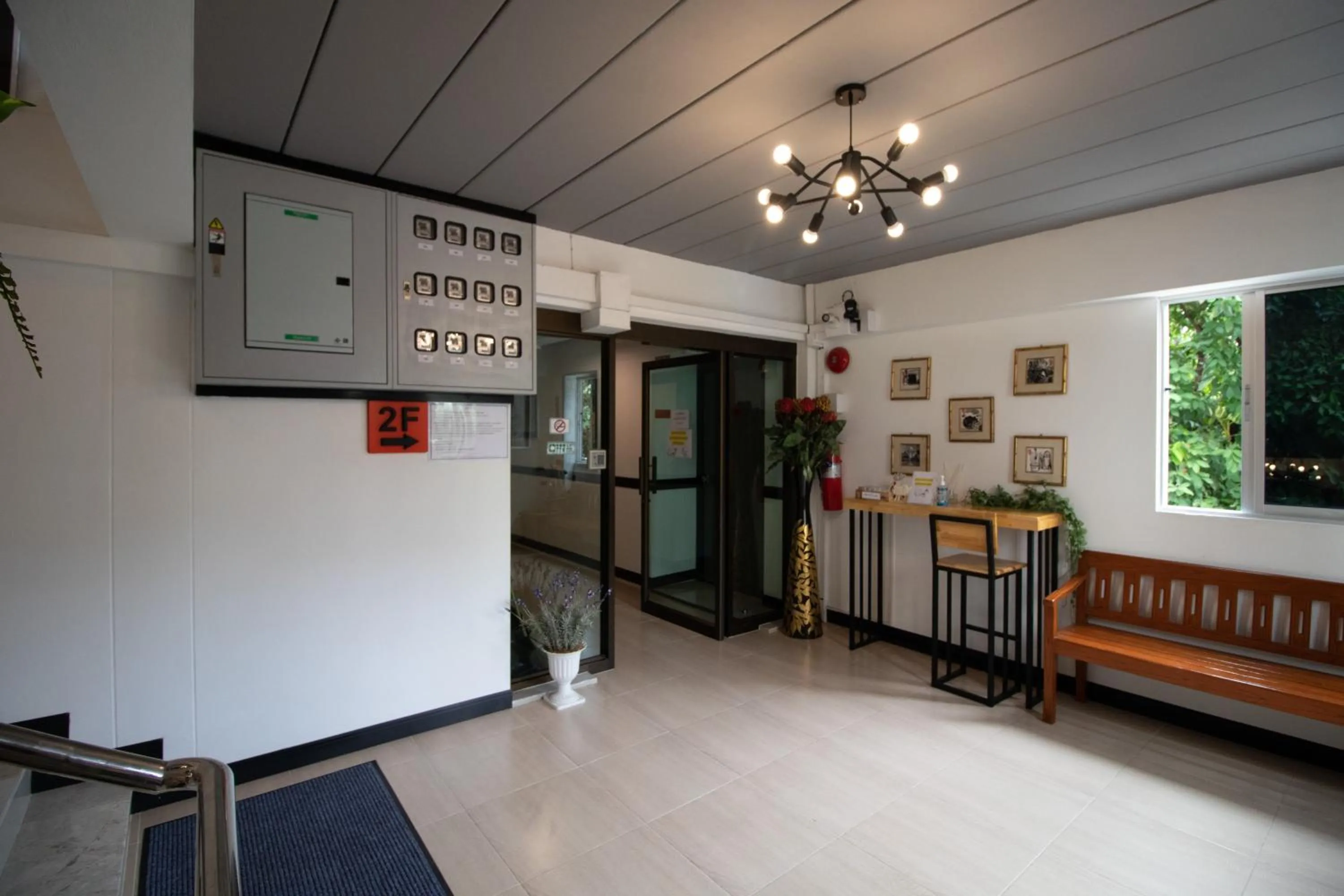 Lobby or reception in The 168 Gallery Residence and Hotel