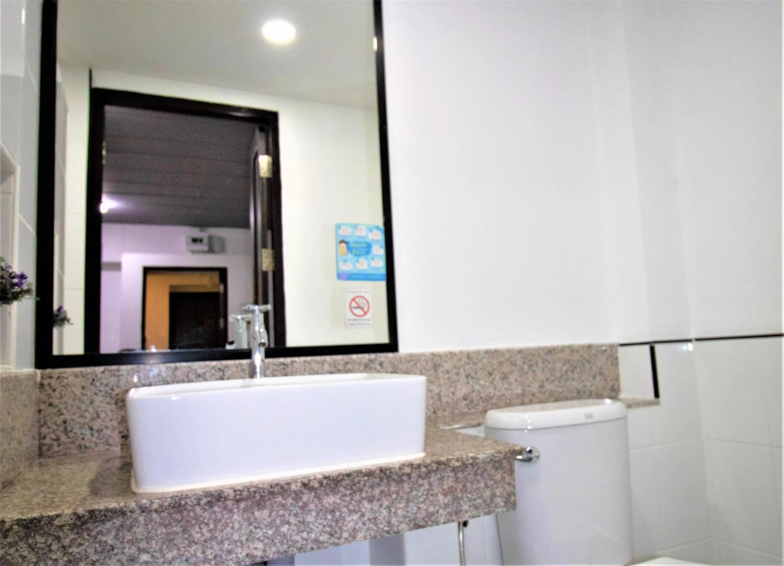 Bathroom in The 168 Gallery Residence and Hotel