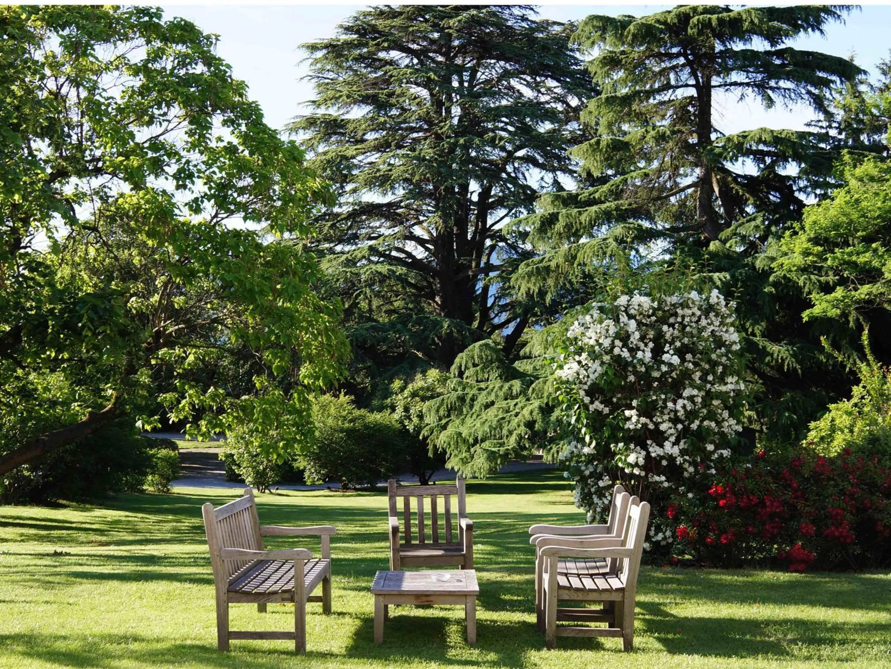 Garden in Château Hôtel, Restaurant & Spa De La Commanderie