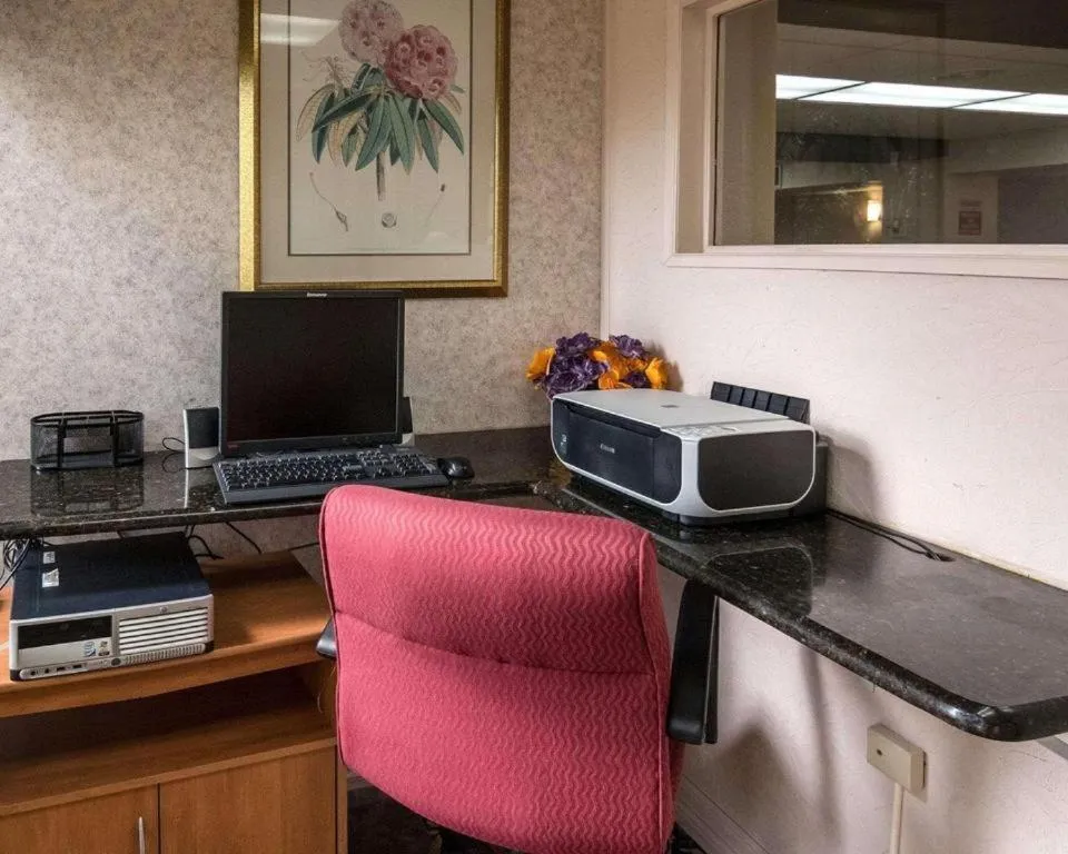 Business facilities in Economy Inn & Suites