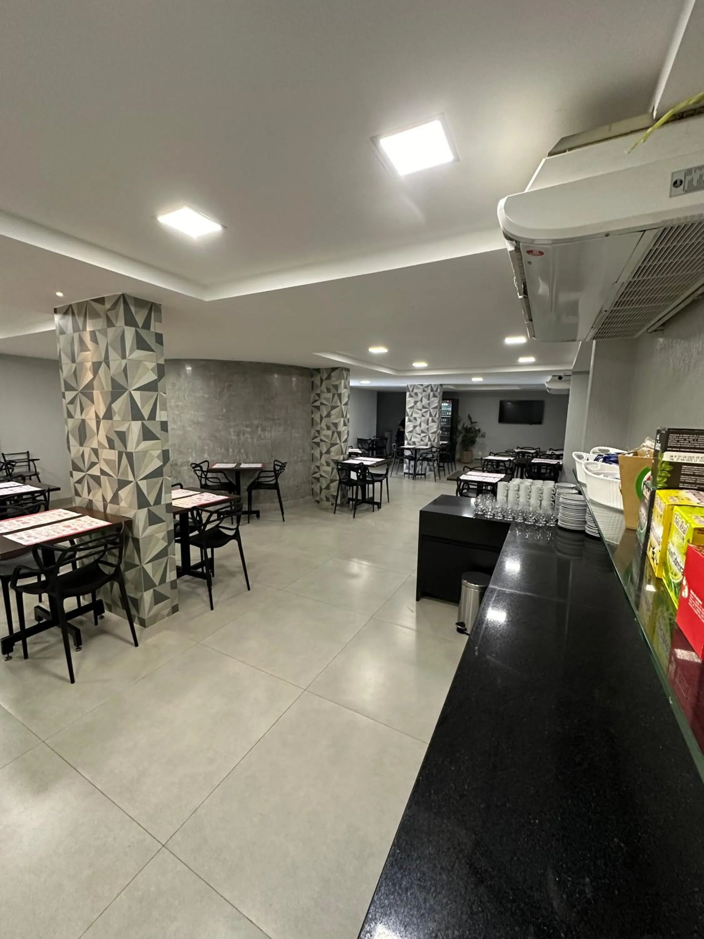 Restaurant/places to eat in Brasília Park Hotel