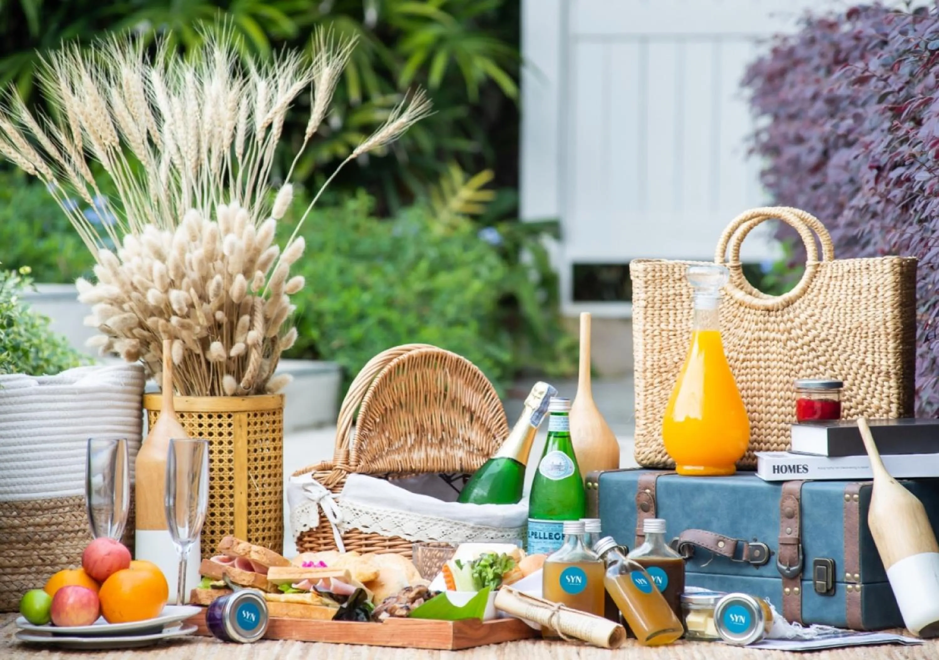 Restaurant/places to eat in SYN Boutique Hotel