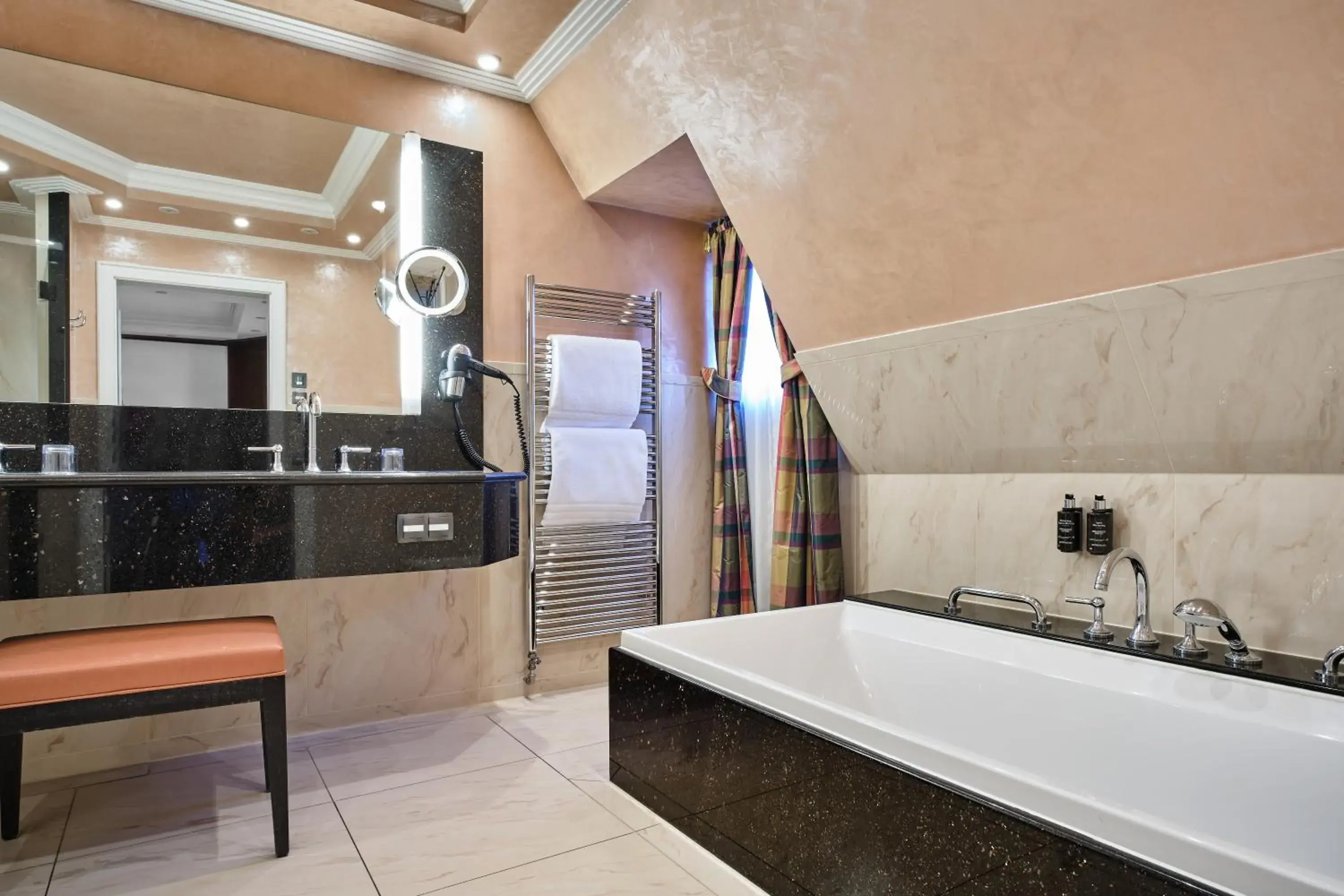 Family triple room in Hotel & Spa A la cour d'Alsace by HappyCulture Family triple room in Hotel & Spa A la cour d'Alsace by HappyCulture