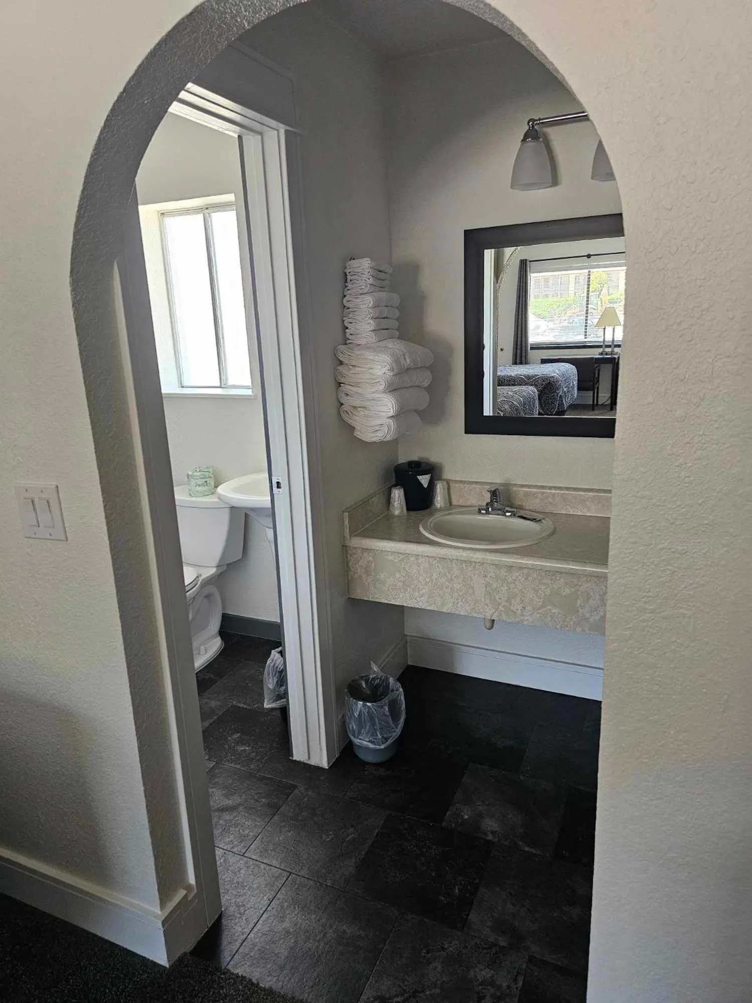 Bathroom in El Rancho Motel