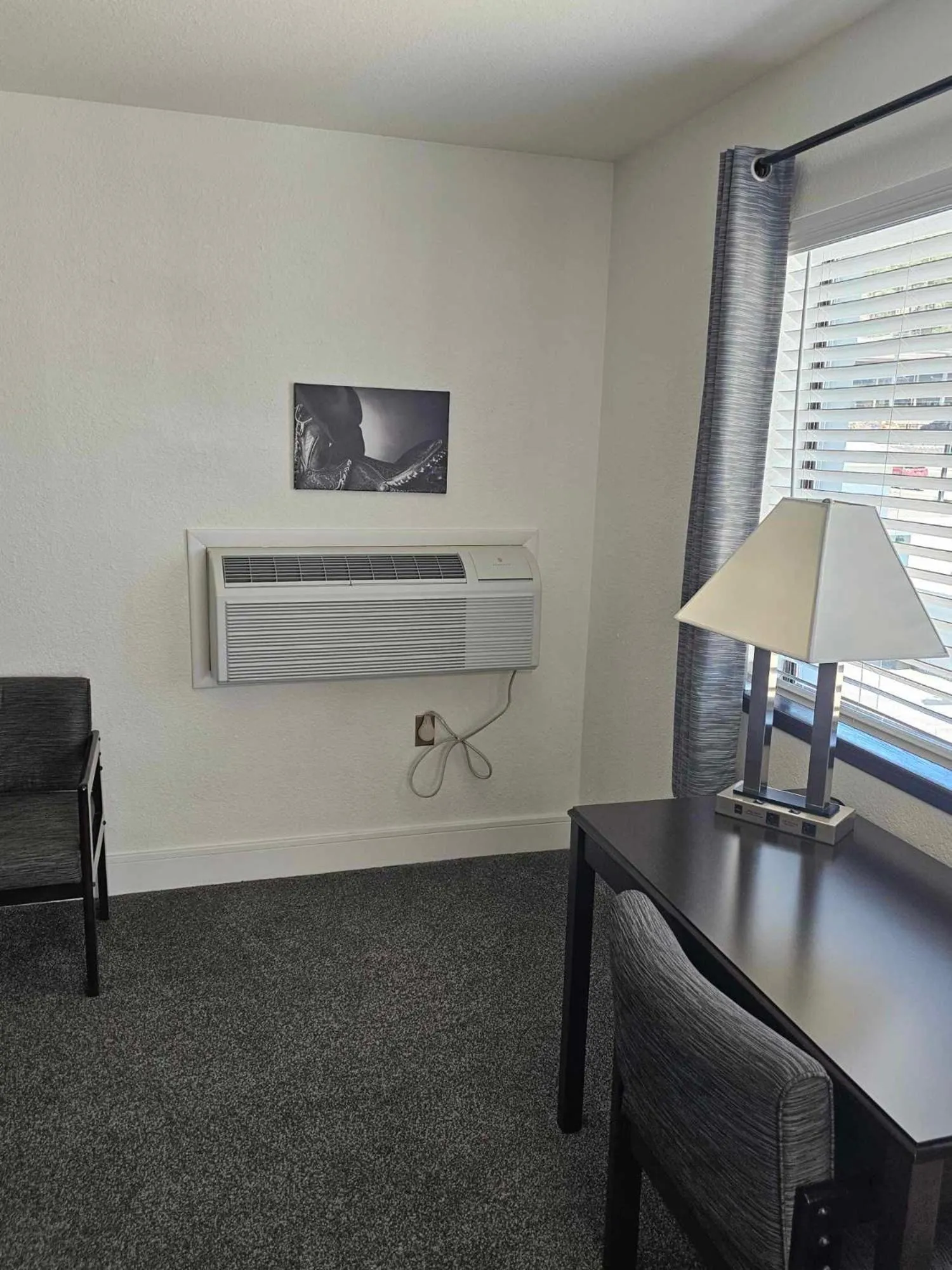 Seating area in El Rancho Motel