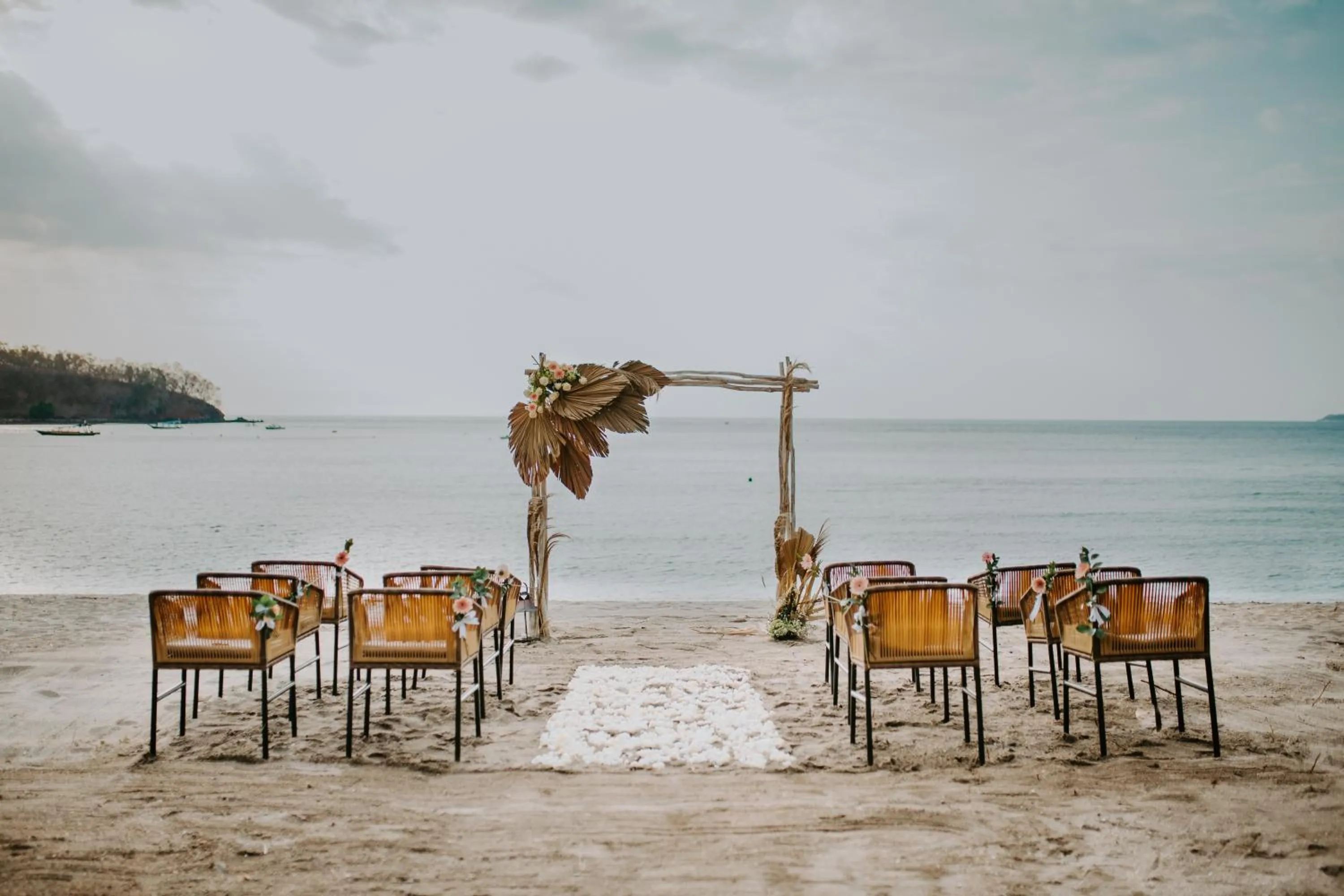 wedding in The Kayana Beach Lombok