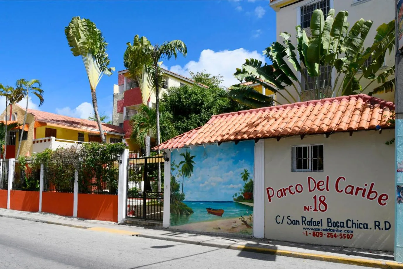 Facade/entrance in Parco del Caribe