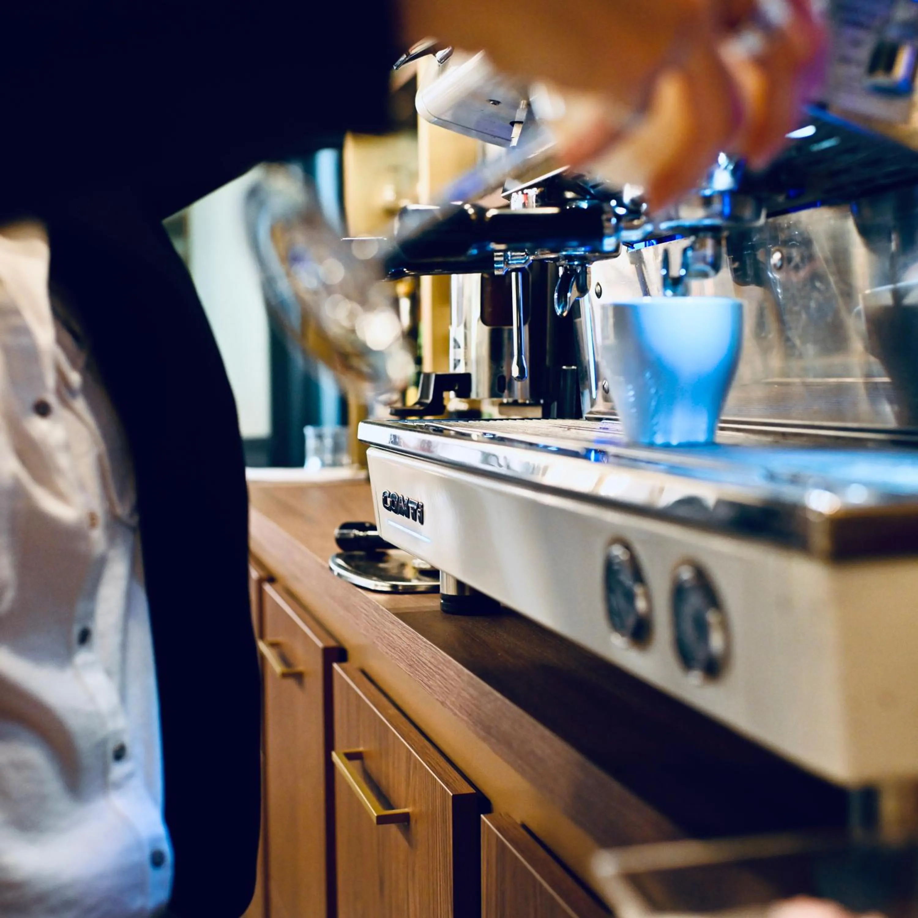 Lounge or bar in Logis Hôtel-Restaurant LE FONTARABIE