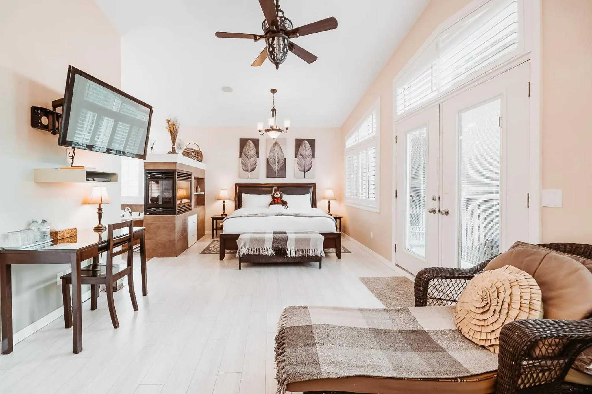 Bed in Along River Ridge