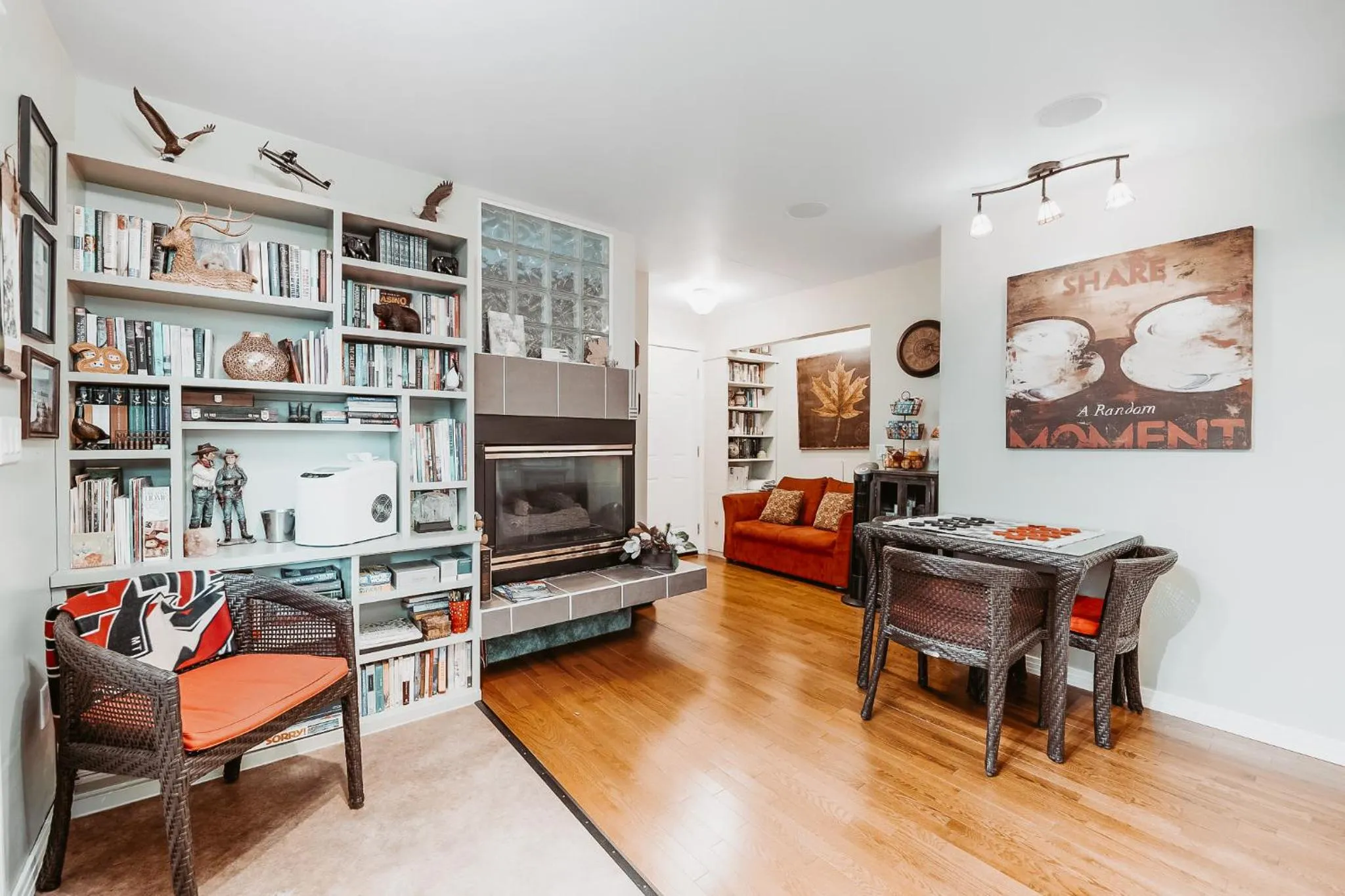 Kitchen or kitchenette in Along River Ridge