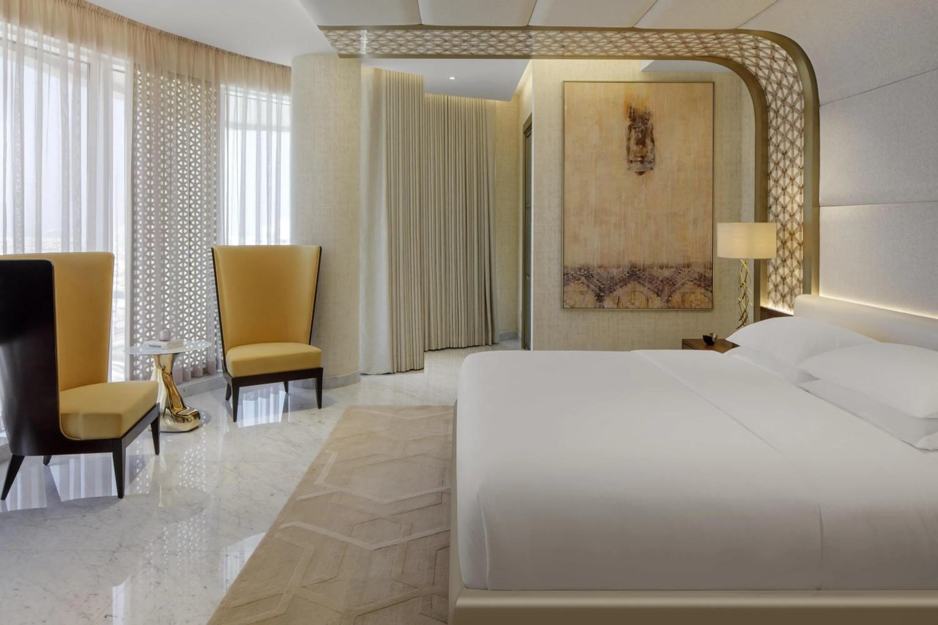 Photo of the whole room, Bed in Andaz Dubai The Palm, By Hyatt