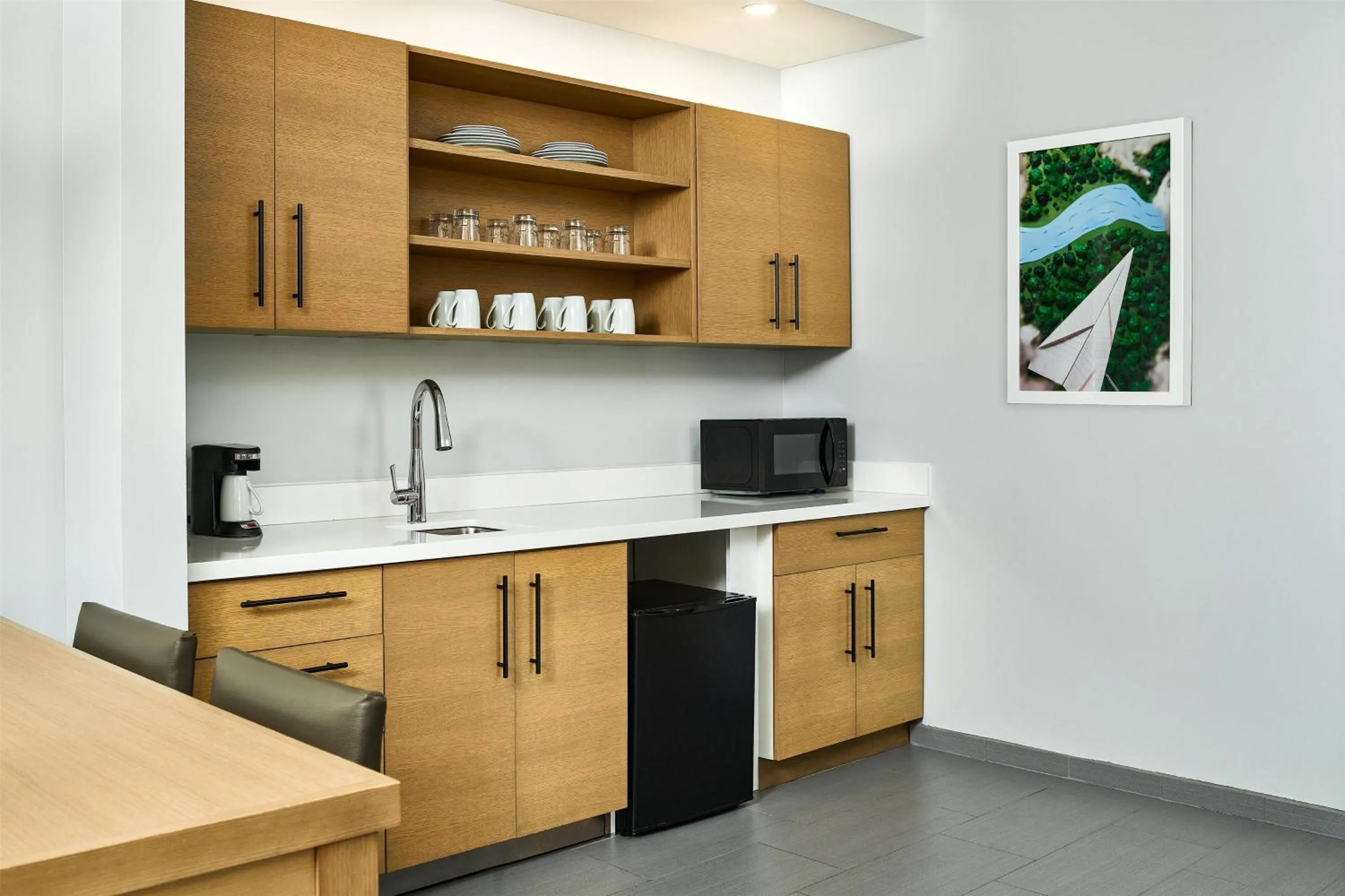 Photo of the whole room in Hyatt Place Pena Station/Denver Airport