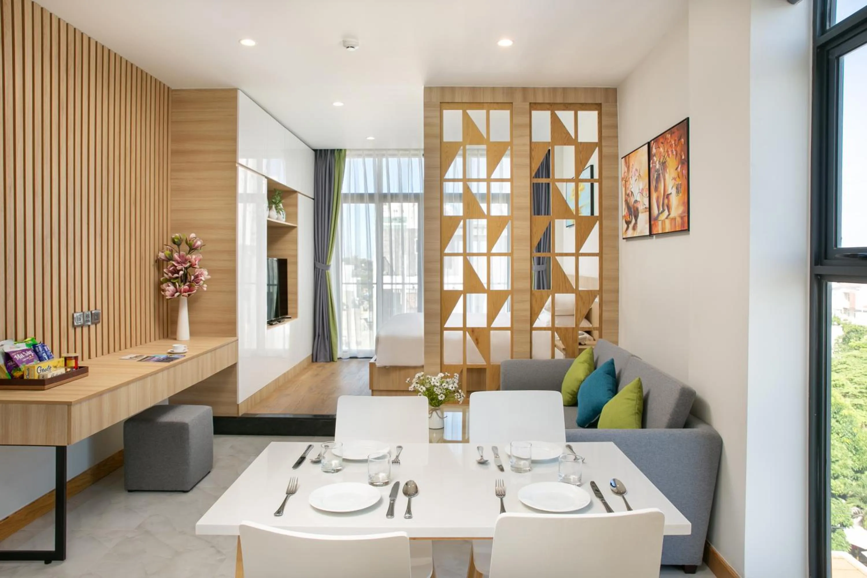 TV and multimedia in Sun River Hotel & Apartment