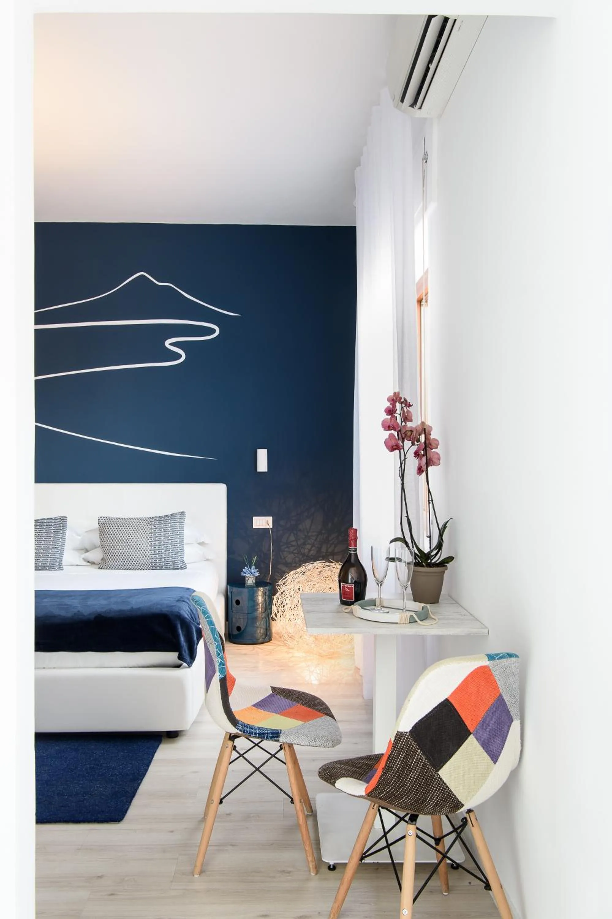 Bed in Les Suites des Tout le Monde