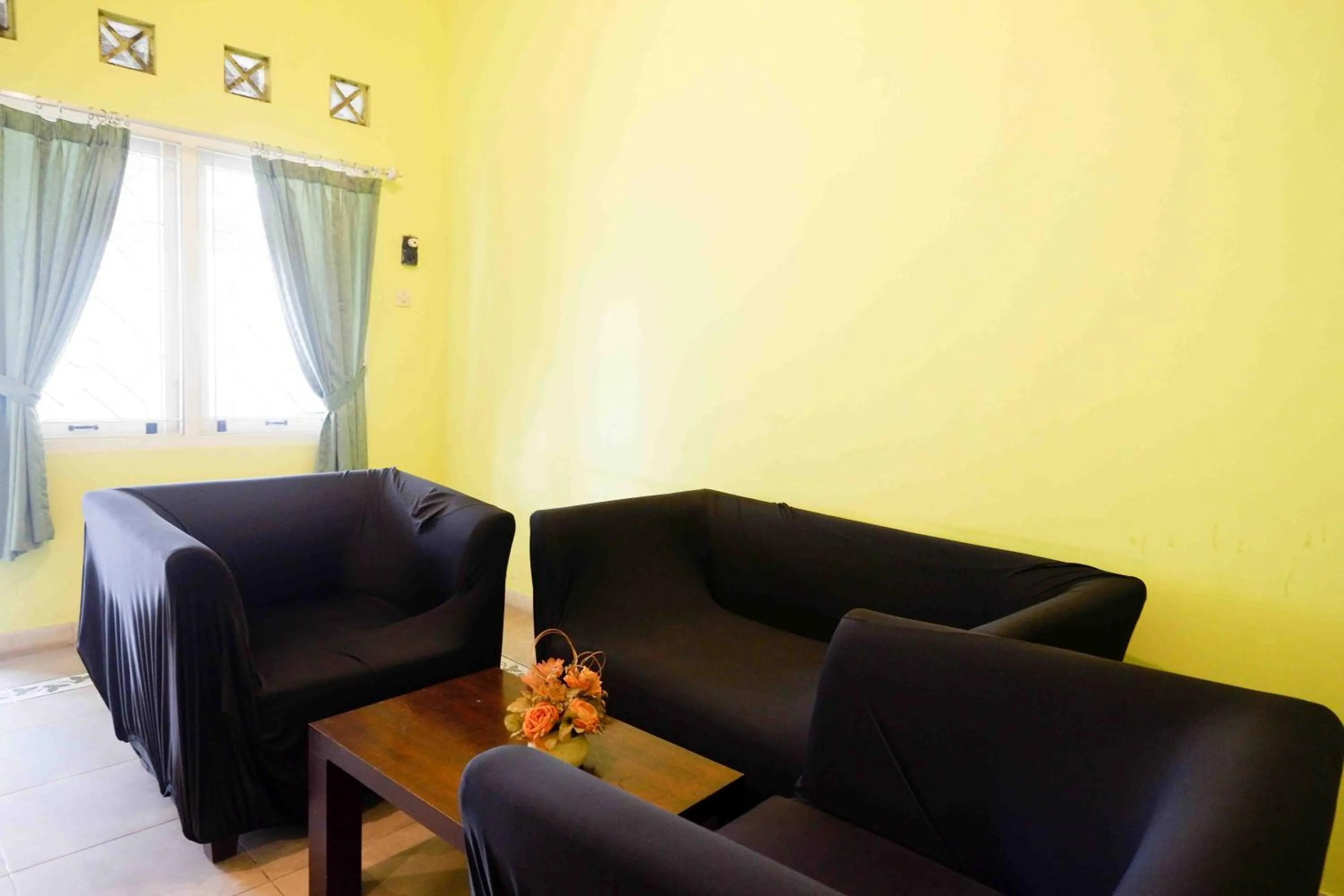 RedDoorz near Institut Pertanian Yogyakarta