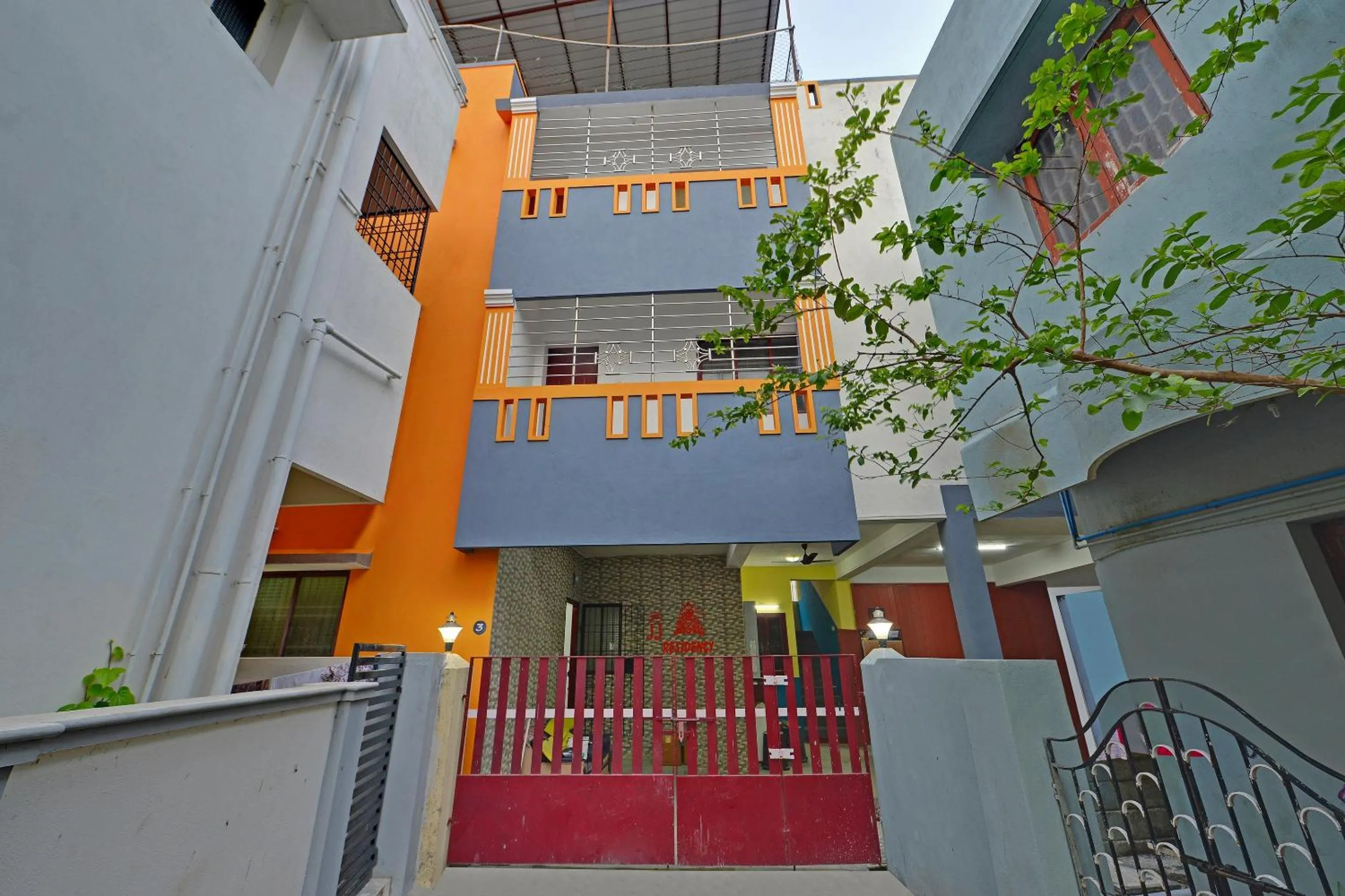 Facade/entrance in Hotel O JJ Residency