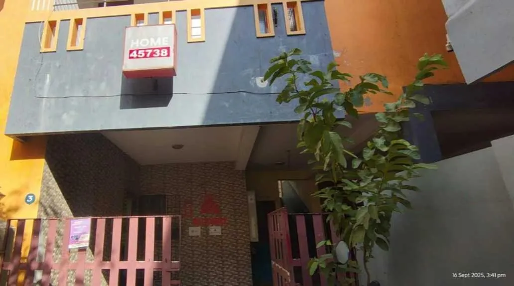 Facade/entrance in Hotel O JJ Residency