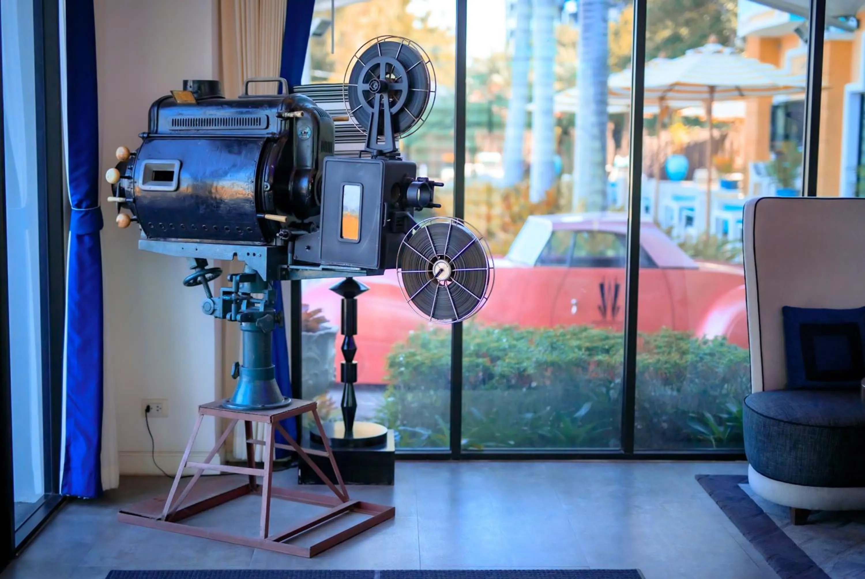 Seating area in Wave Hotel Pattaya
