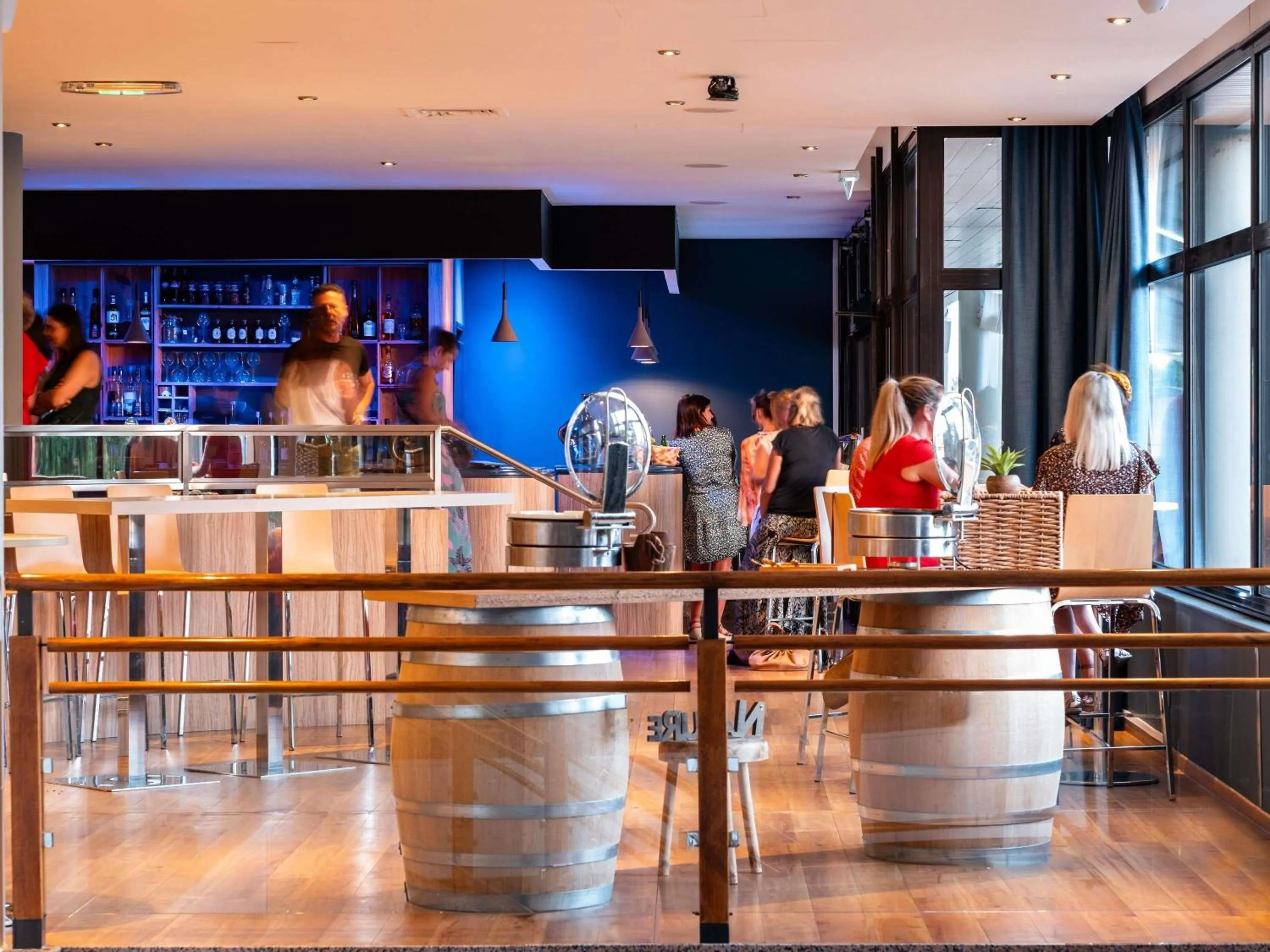 Lounge or bar in Mercure Toulouse Aéroport Golf de Seilh