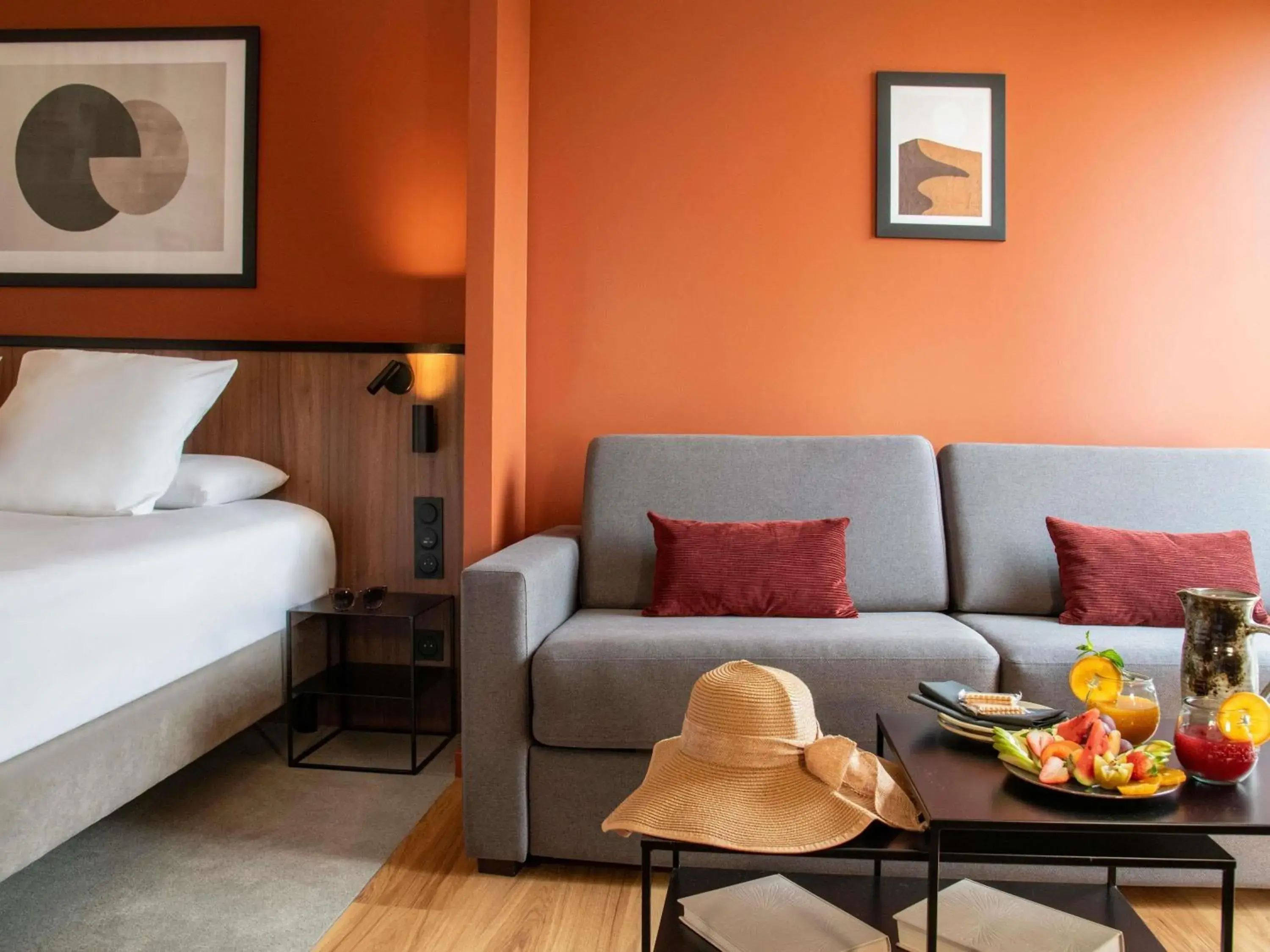 Junior Queen Suite in Mercure Toulouse Aéroport Golf de Seilh Junior Queen Suite in Mercure Toulouse Aéroport Golf de Seilh