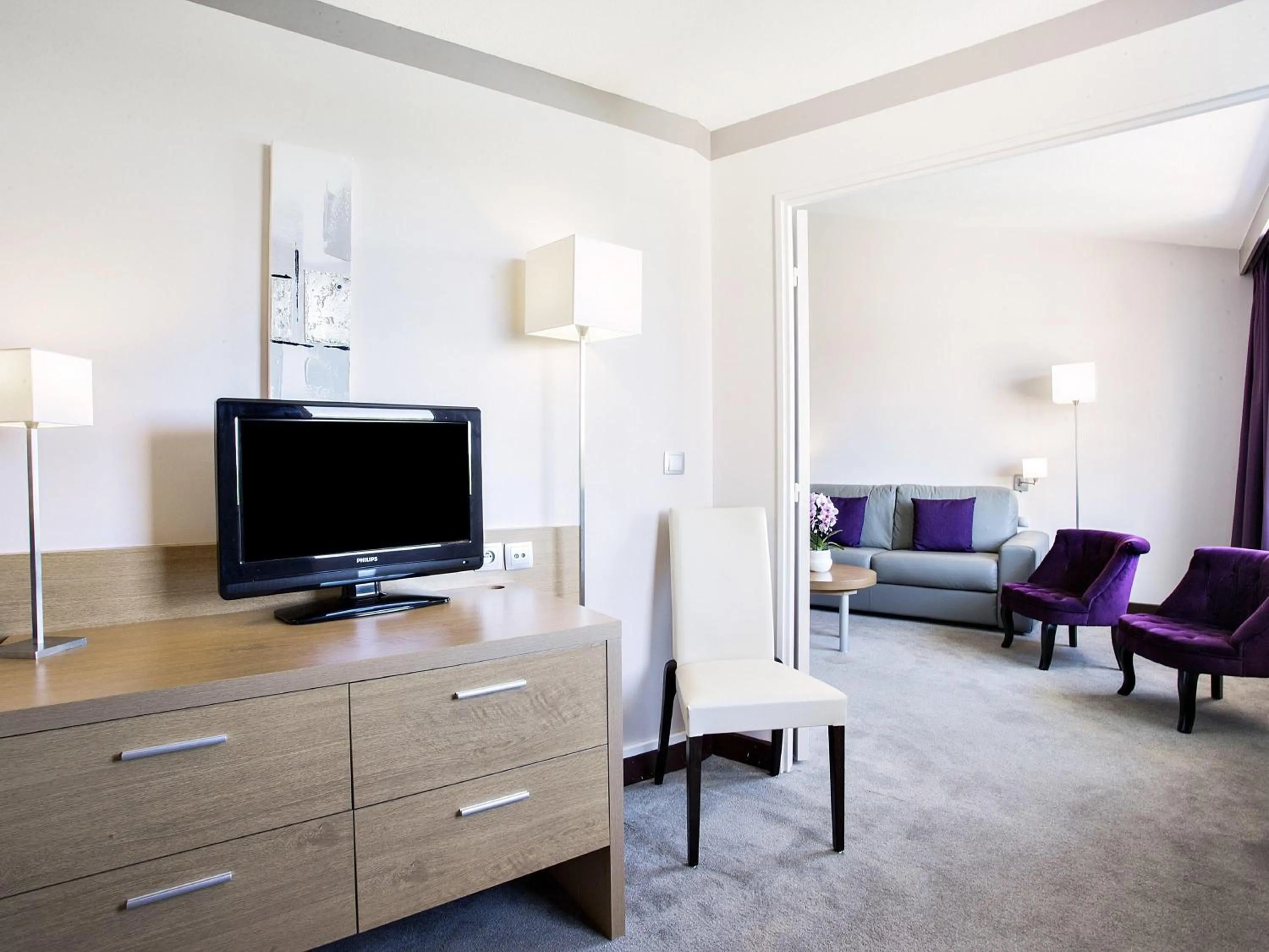 Bedroom in Mercure Toulouse Aéroport Golf de Seilh