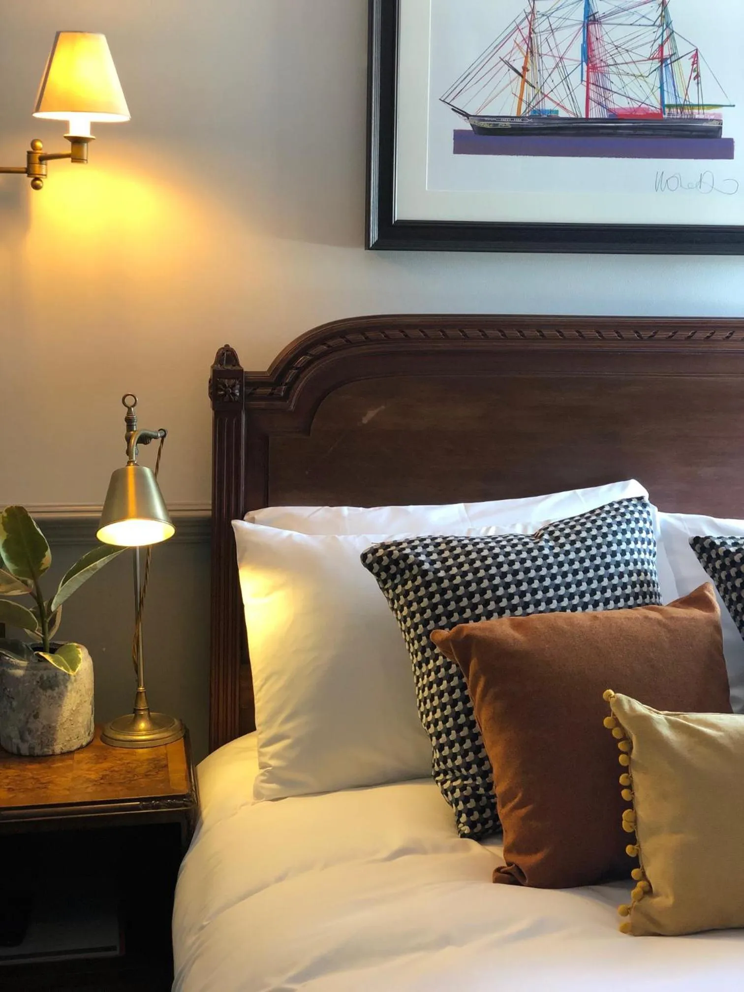 Bed in Admiral Hardy