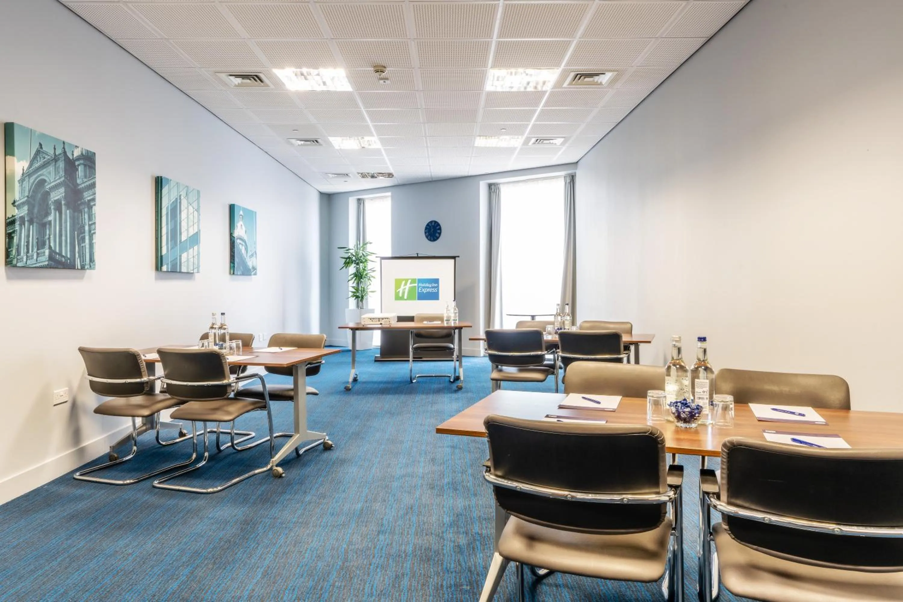 Meeting/conference room in Holiday Inn Express Birmingham - Snow Hill by IHG