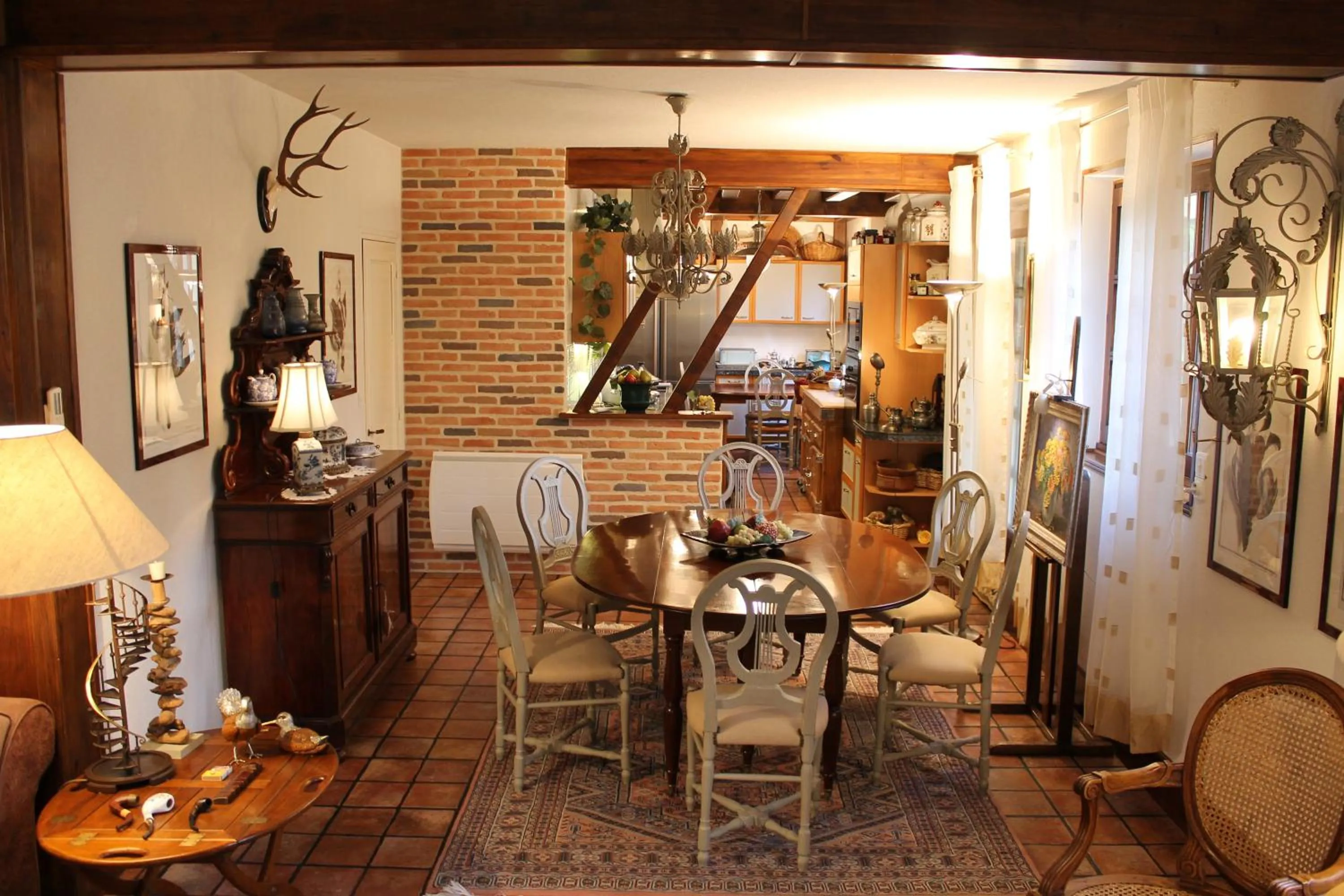 Restaurant/places to eat in Chambres d'hôtes La Brillève