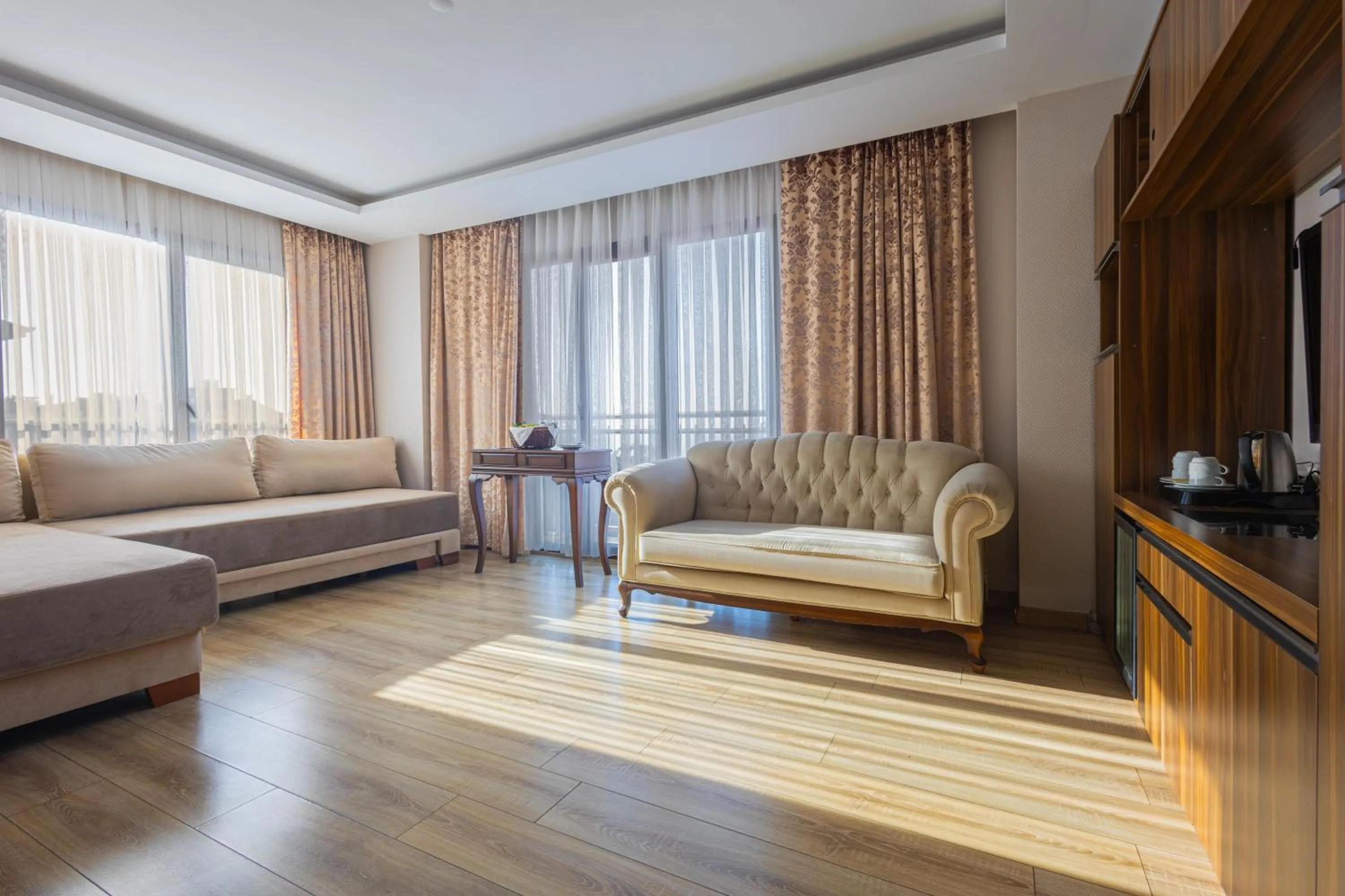 TV and multimedia in Anemon Kent Trabzon Otel