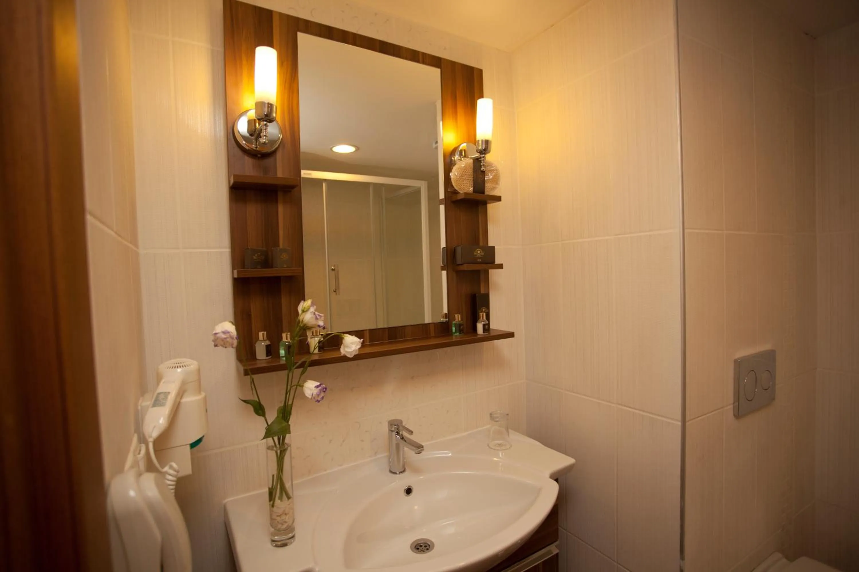 Bathroom in Anemon Kent Trabzon Otel