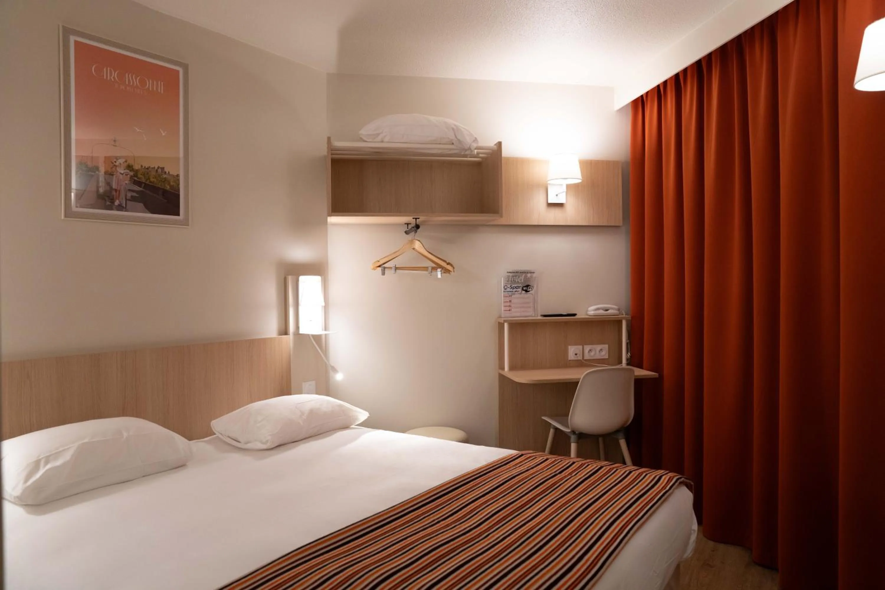 Photo of the whole room, Bed in Hotel Espace Cite