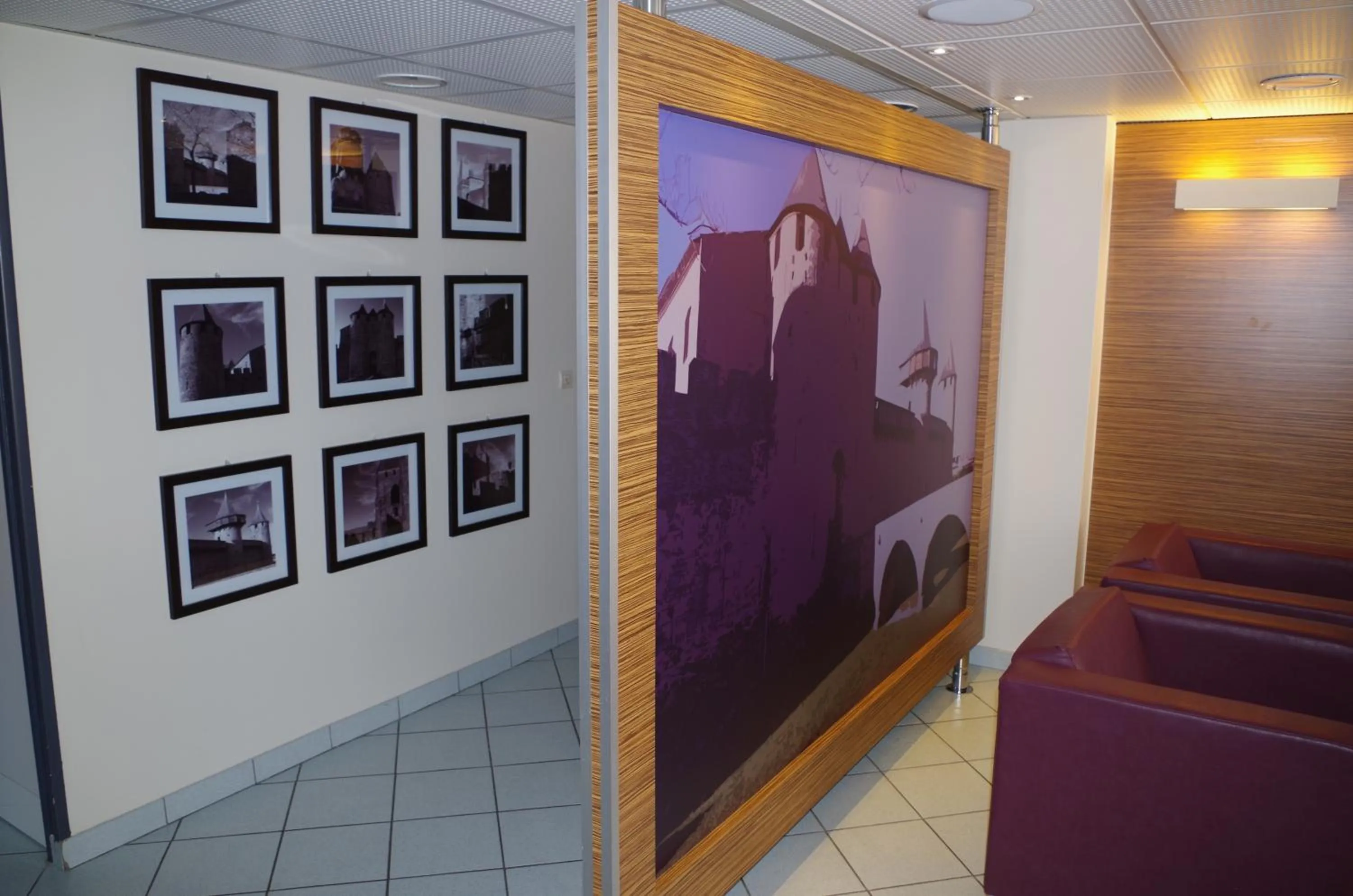 Decorative detail in Hotel Espace Cite