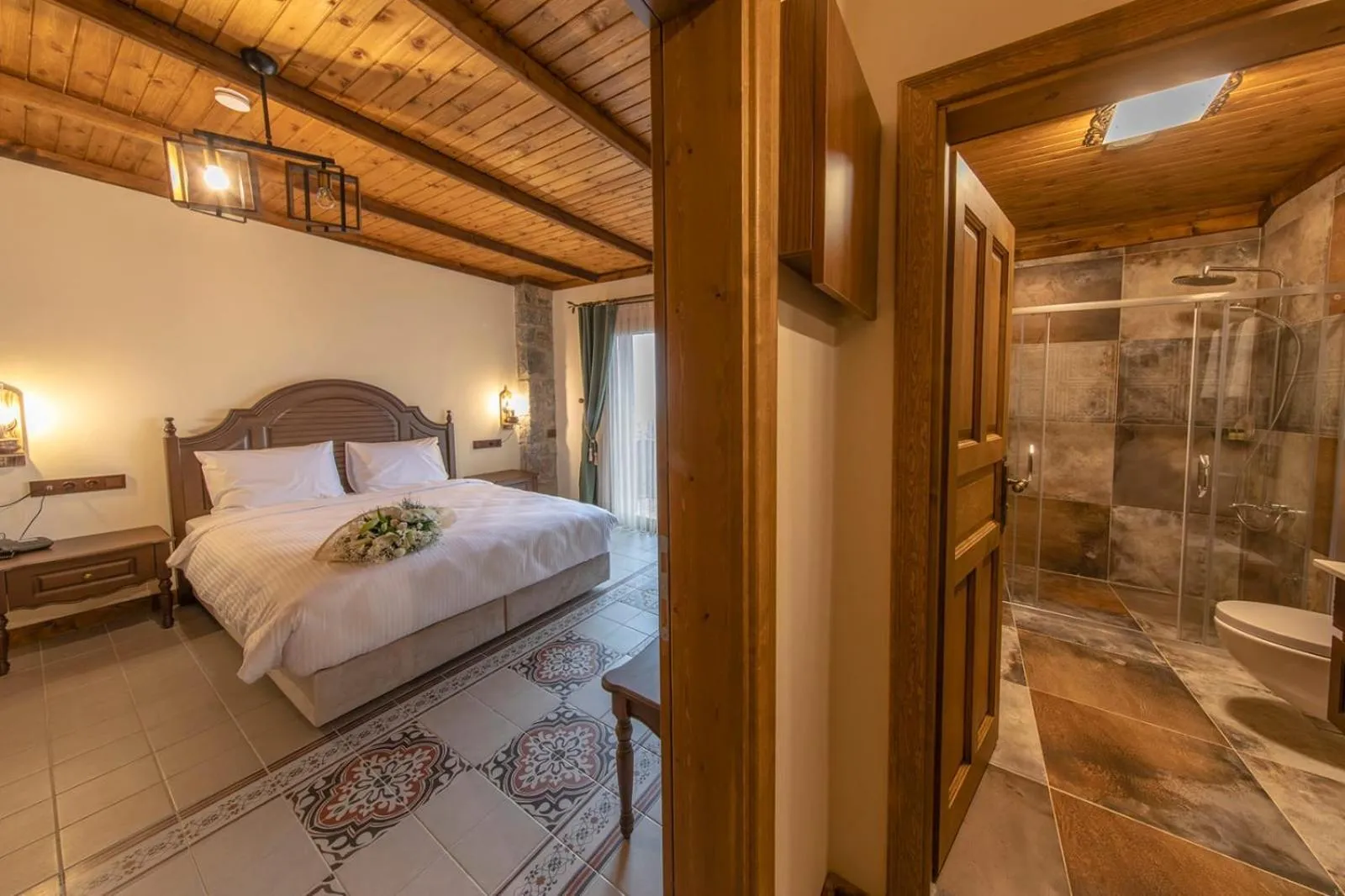 Bed in Foleya Mountain Resort Hotel & Villas