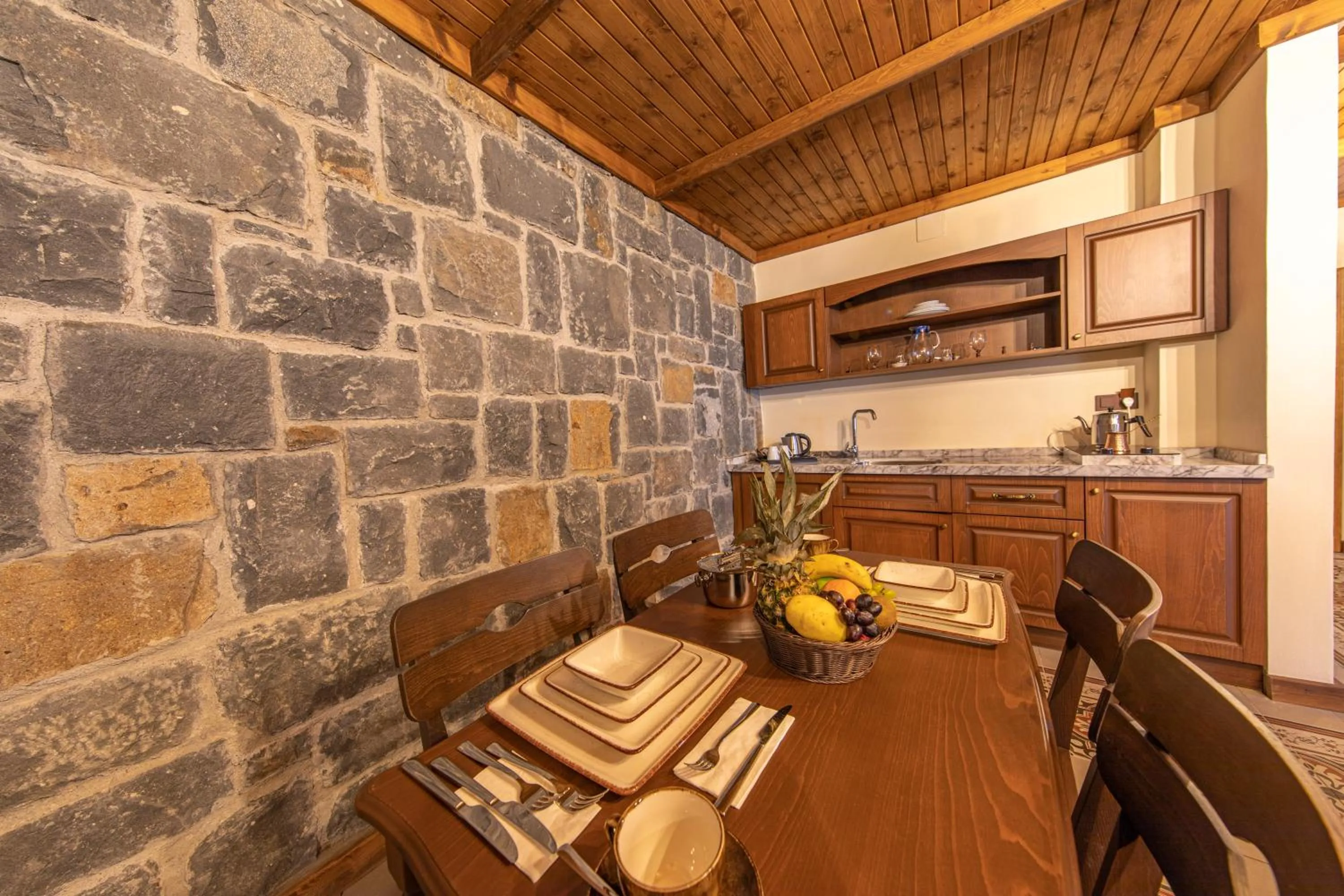 Kitchen or kitchenette in Foleya Mountain Resort Hotel & Villas