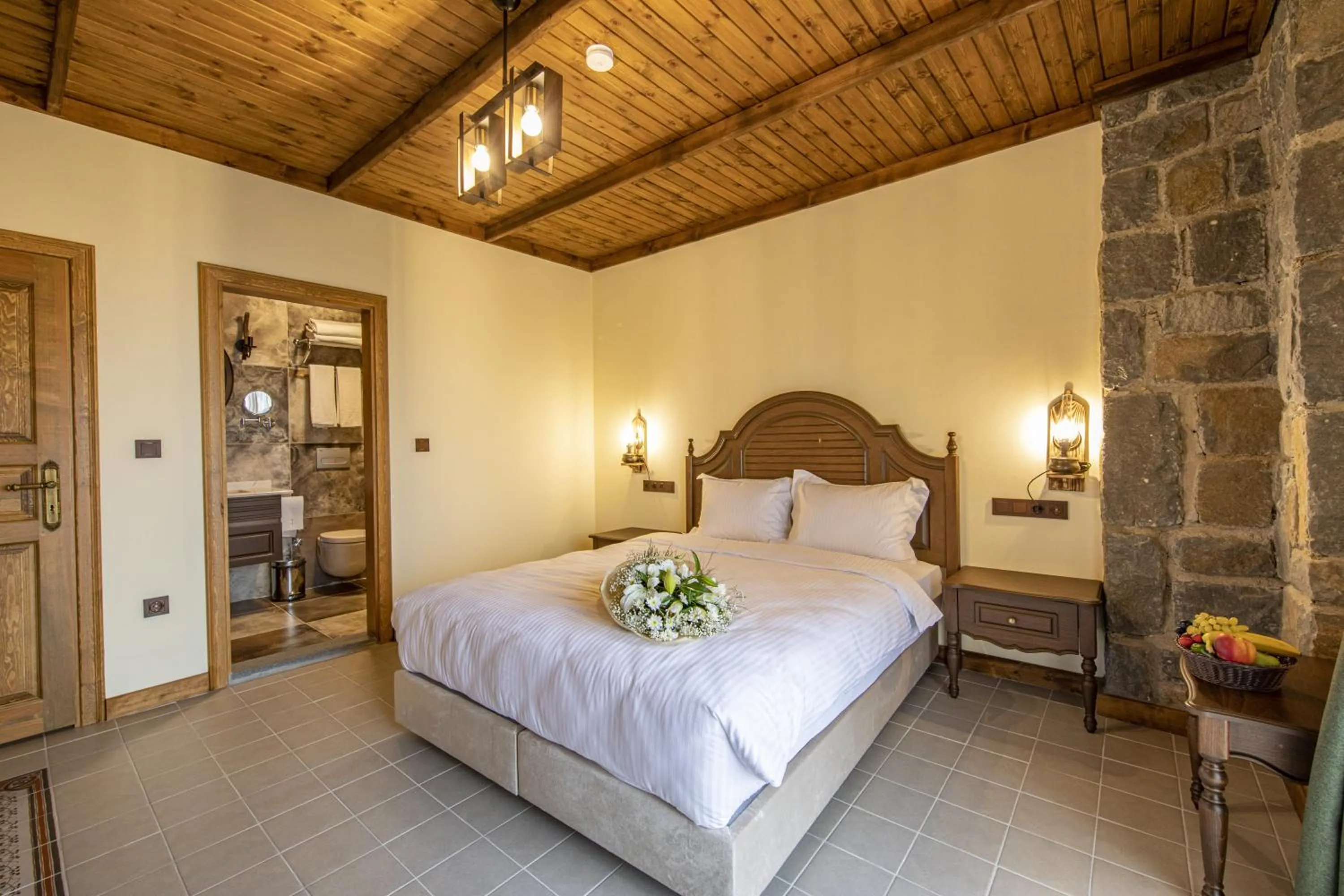 Bed in Foleya Mountain Resort Hotel & Villas