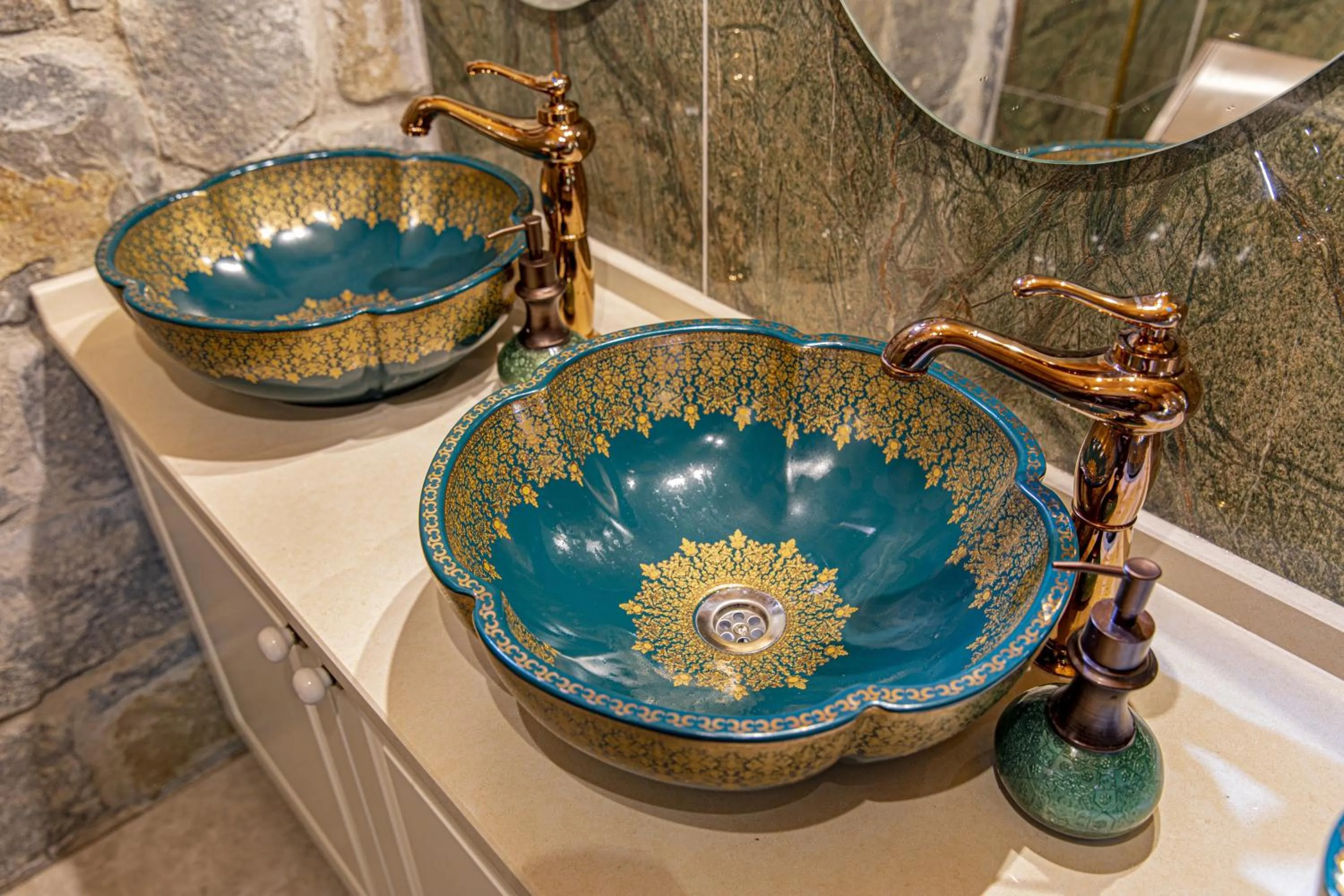 Steam room in Foleya Mountain Resort Hotel & Villas