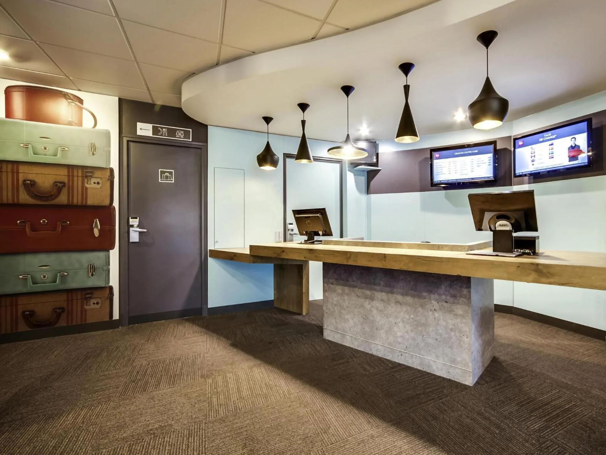 Property building in ibis Orleans Centre Gare