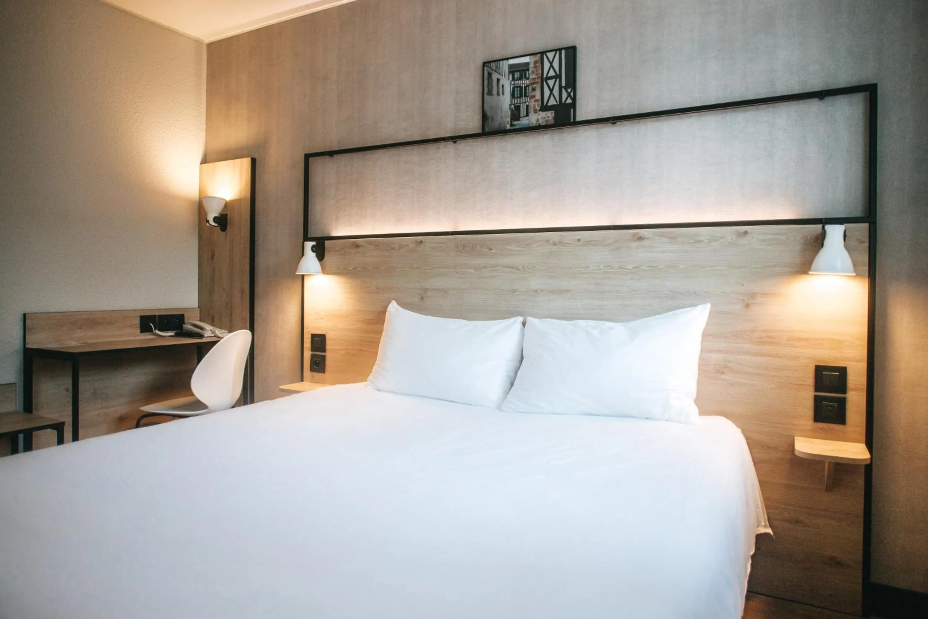 Bed in ibis Limoges Centre