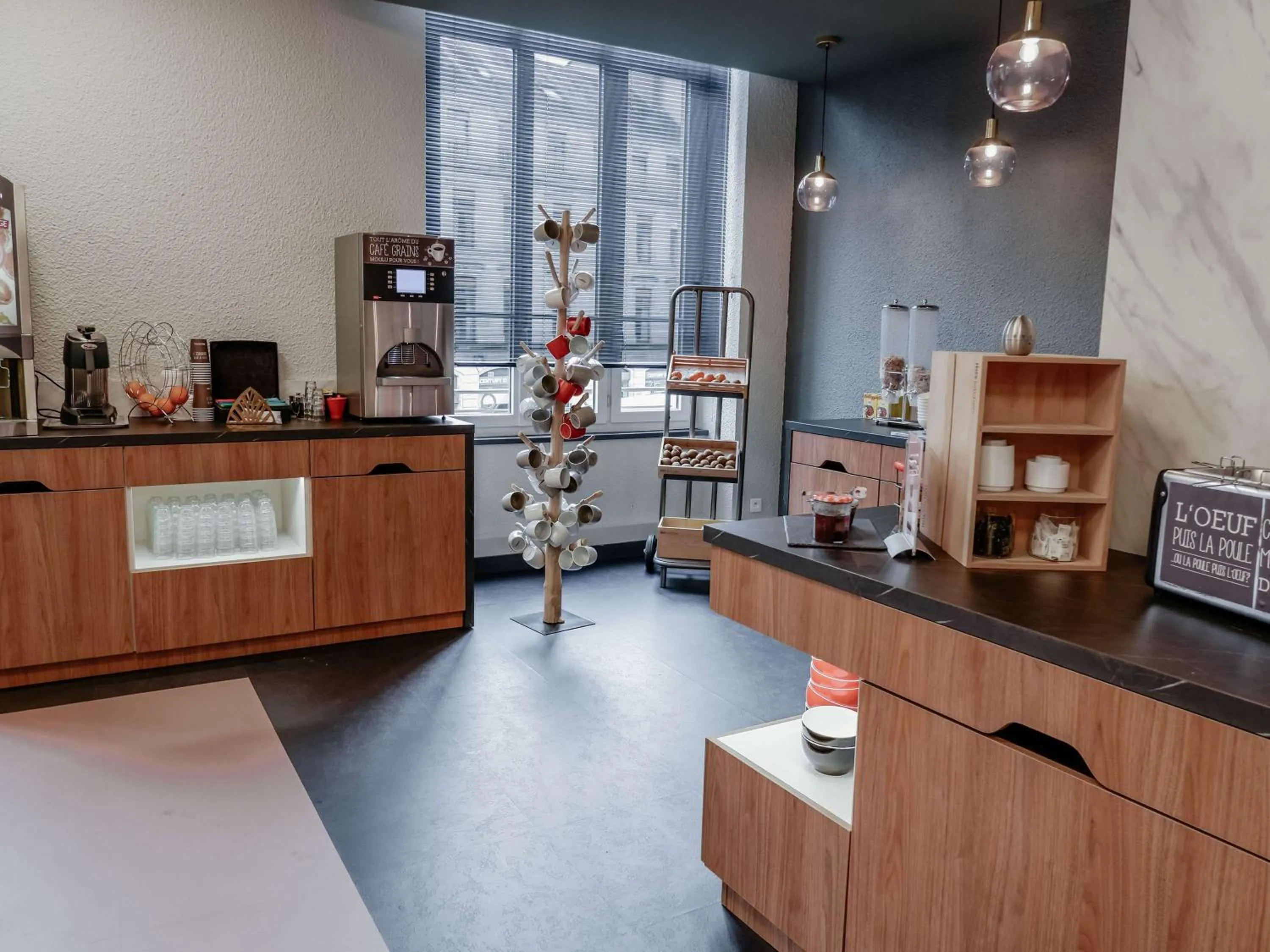 Restaurant/places to eat in ibis Limoges Centre