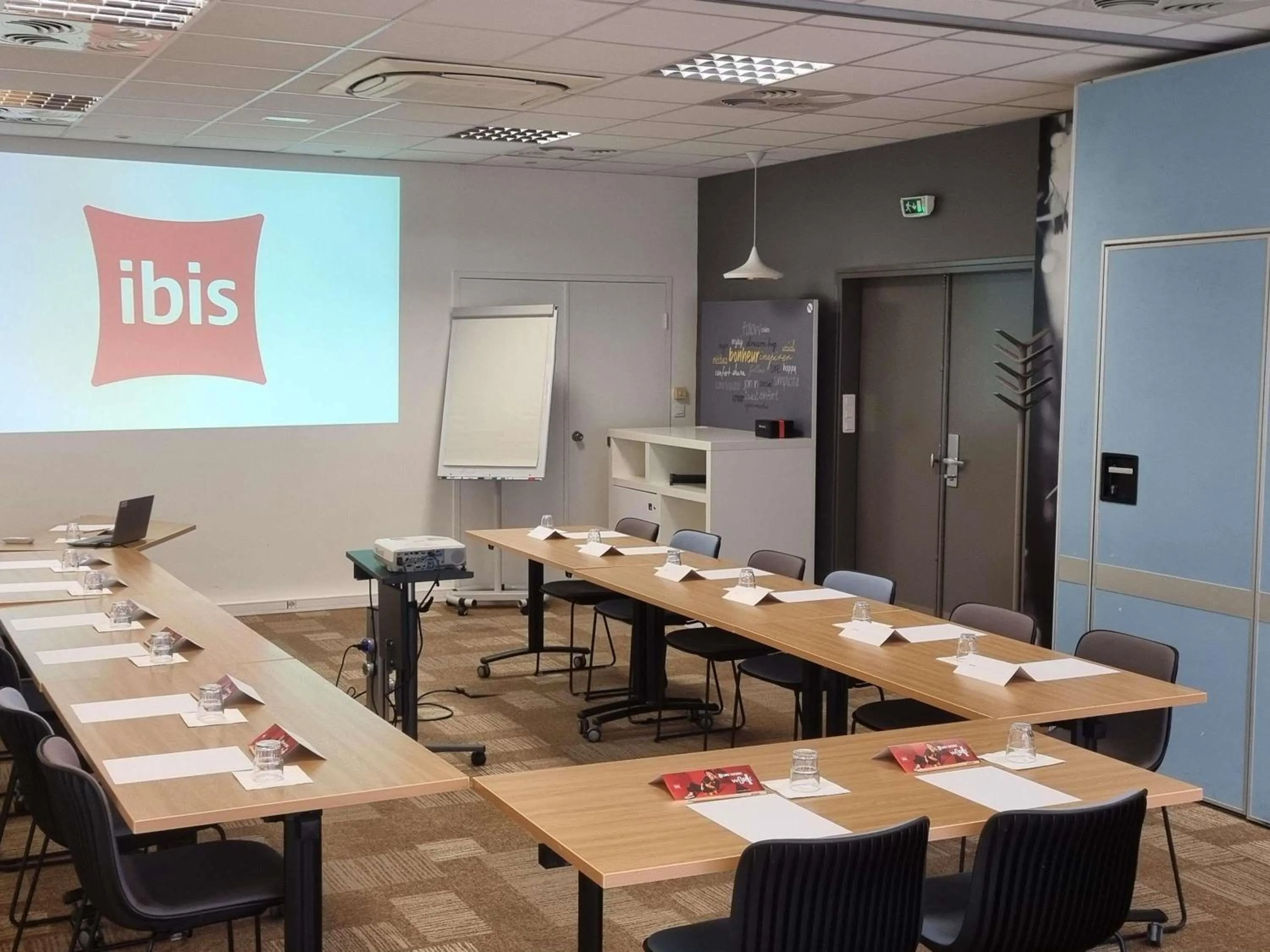 Meeting/conference room in ibis Nantes Centre Gare Sud